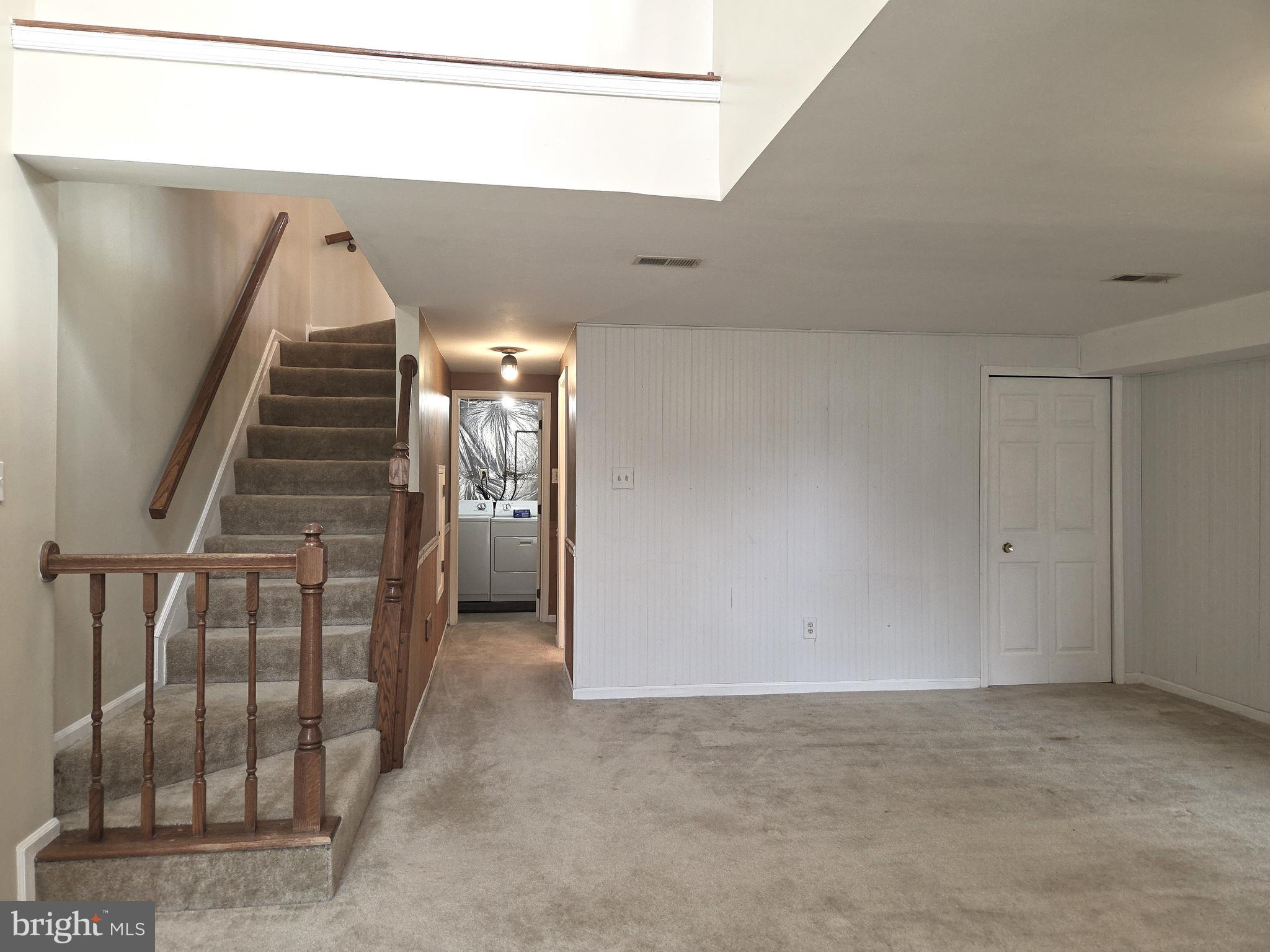 WHITE OAK - Residential