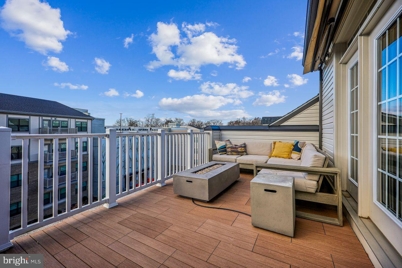 GLENMONT METROCENTRE - Residential