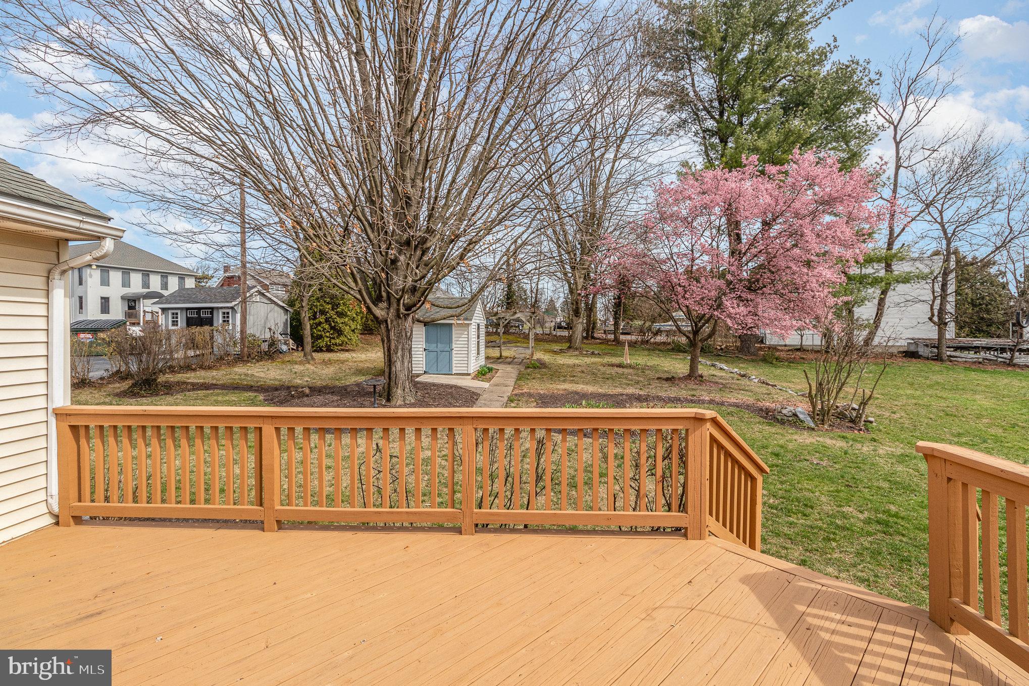 LINDEN GARDENS - Residential