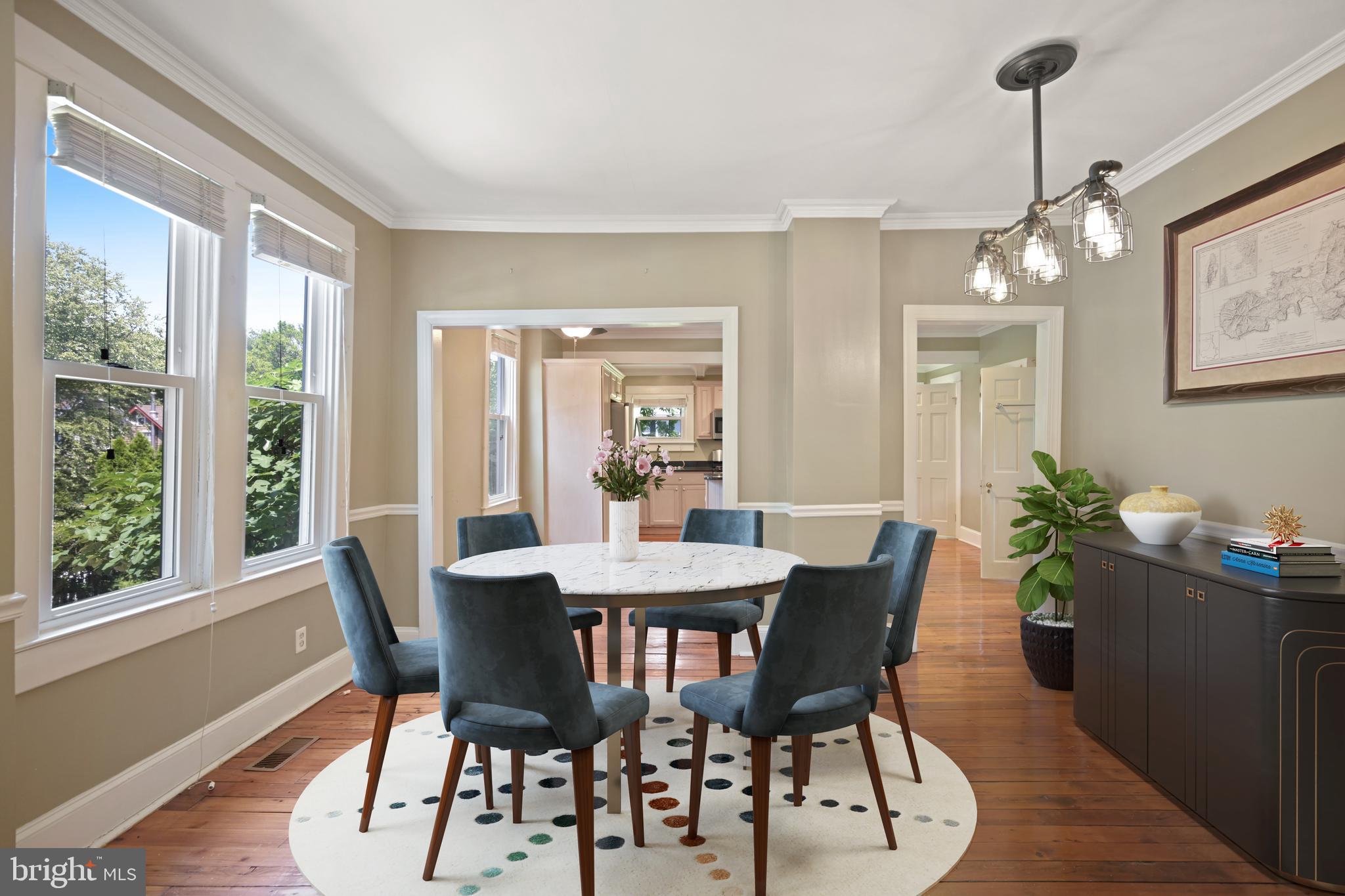 LAKE WALKER - Residential