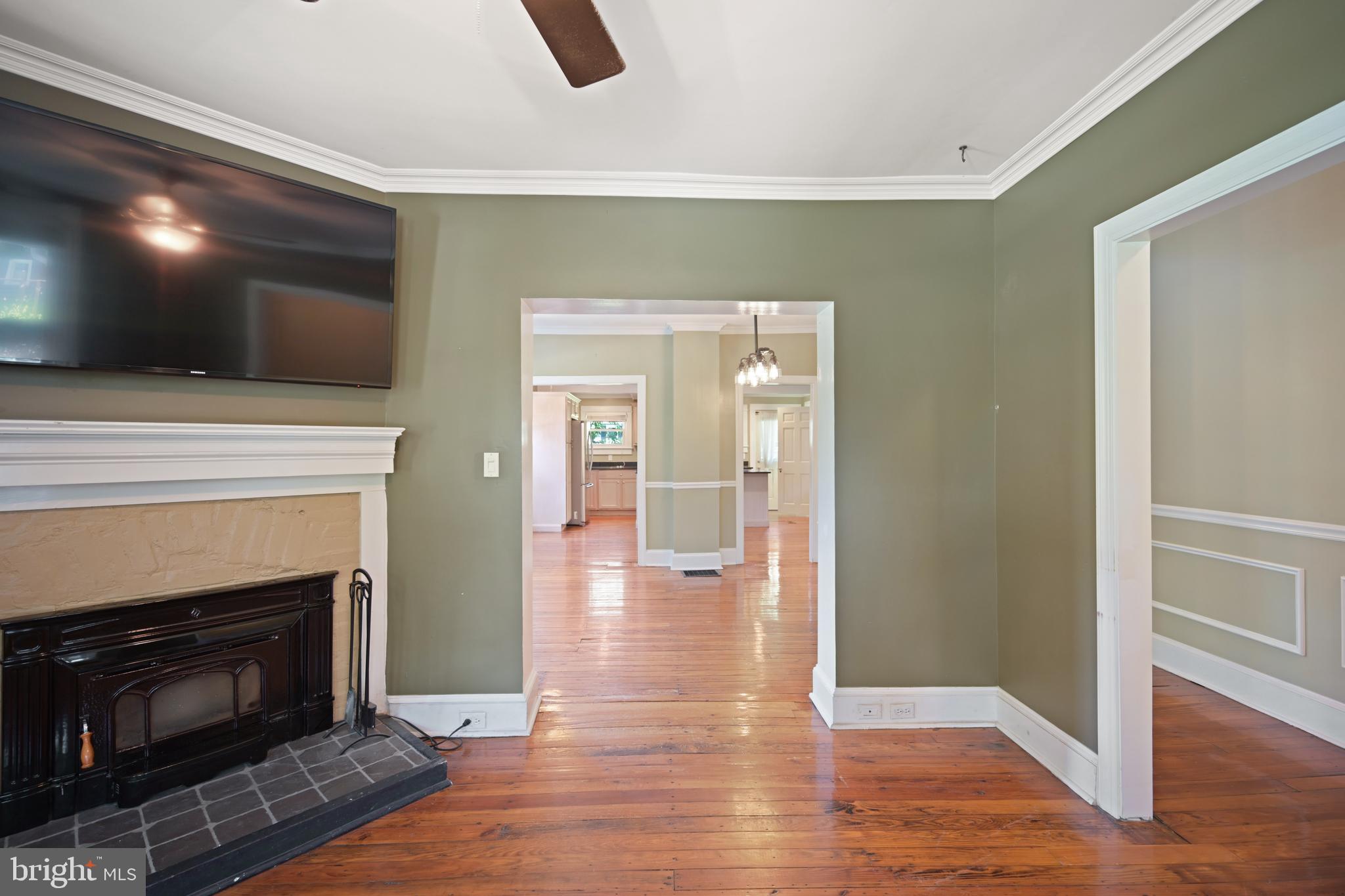 LAKE WALKER - Residential