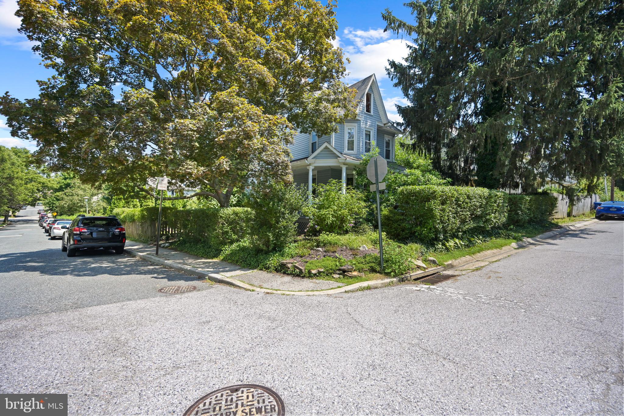 LAKE WALKER - Residential