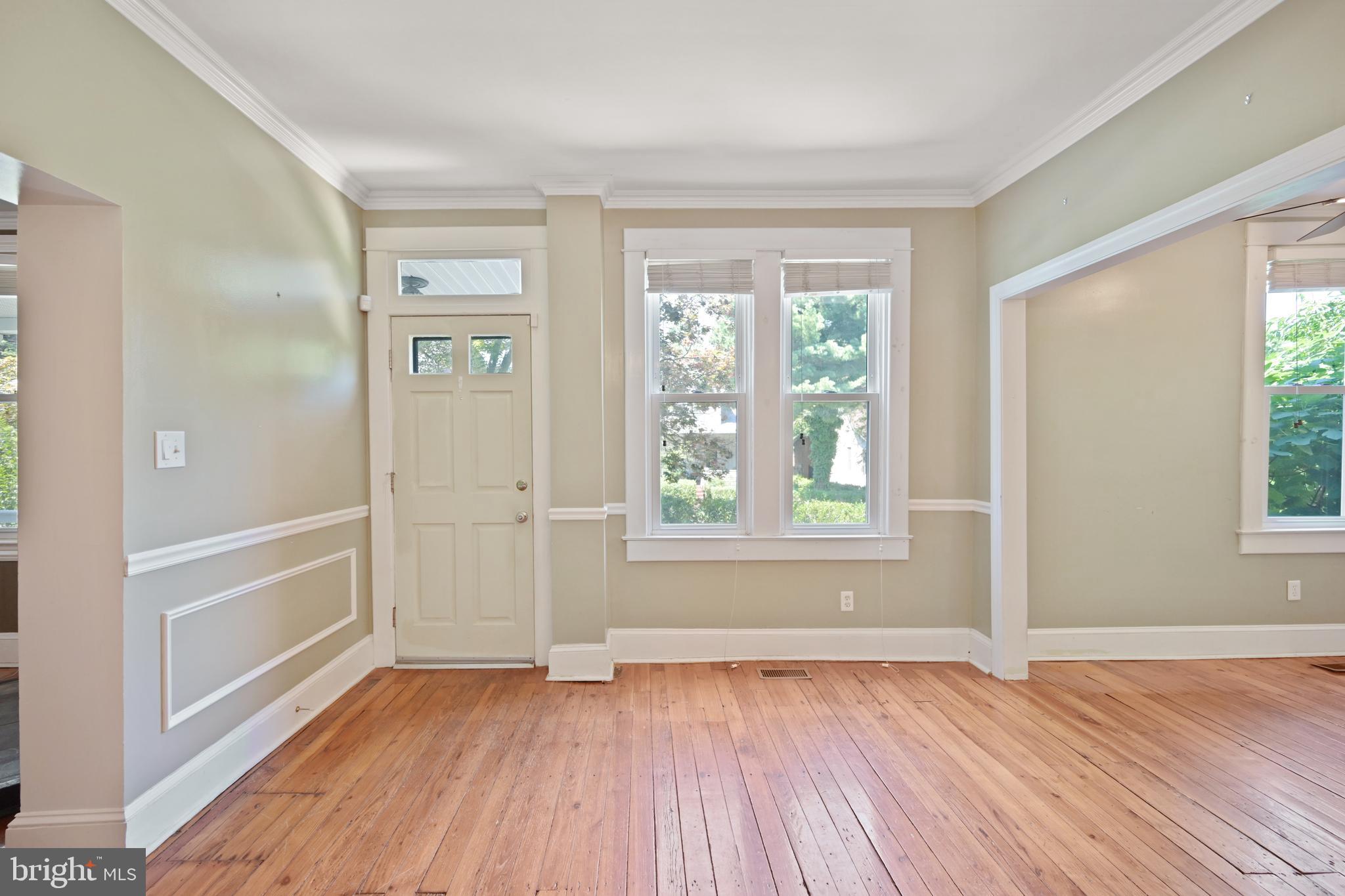 LAKE WALKER - Residential