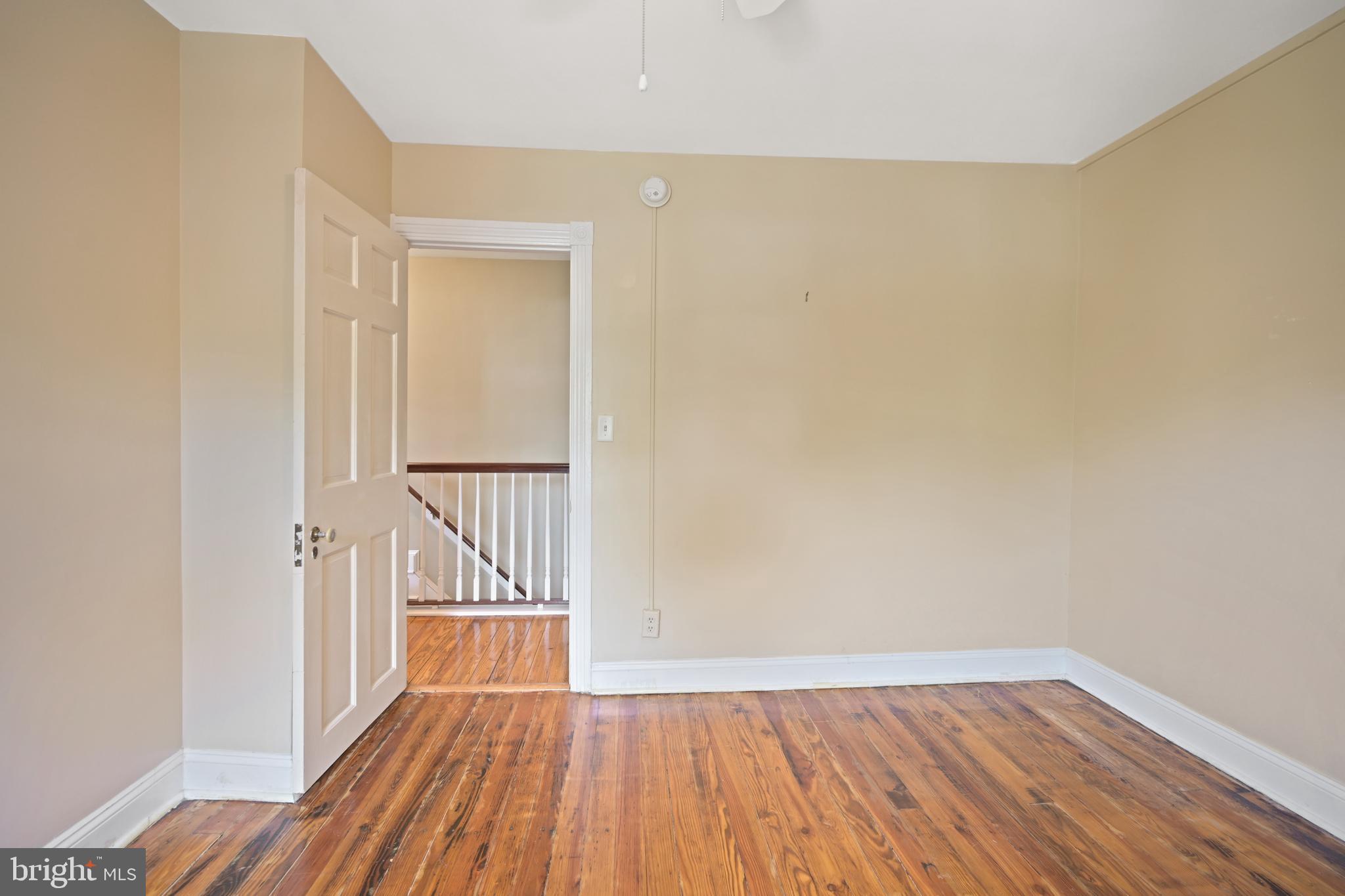 LAKE WALKER - Residential