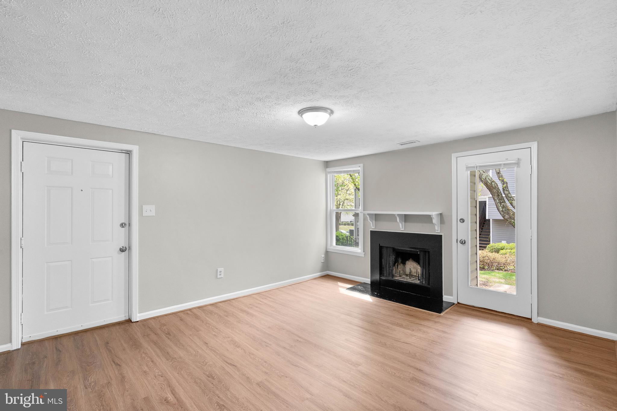 3925 GREENCASTLE ROAD 103