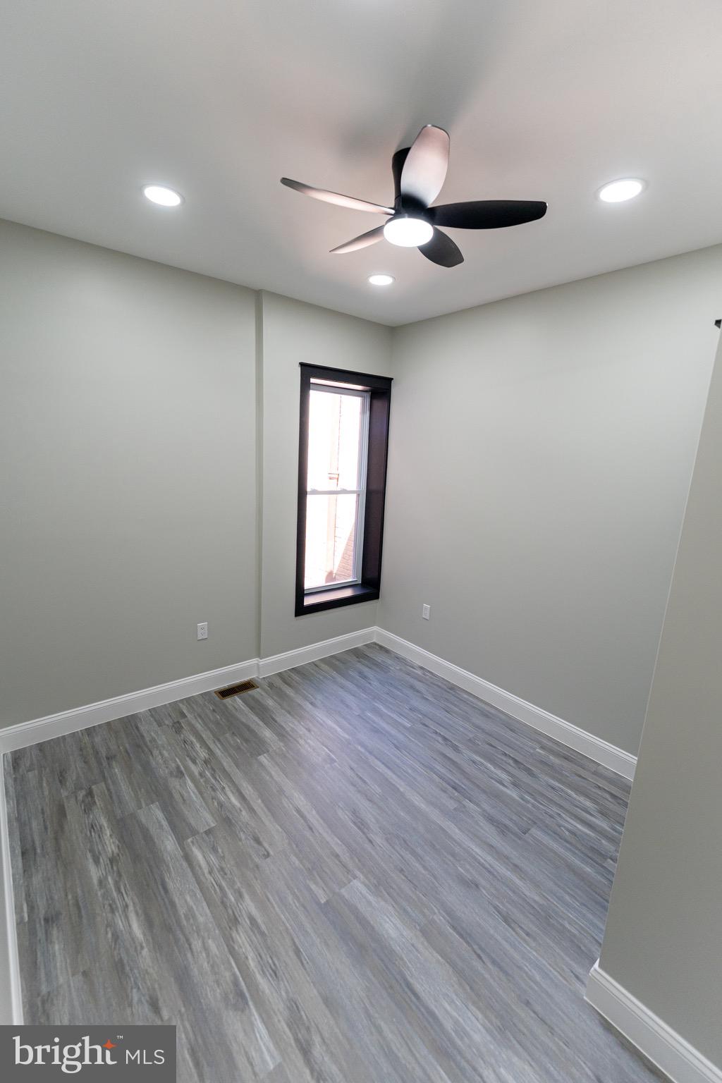 OLIVER - Residential