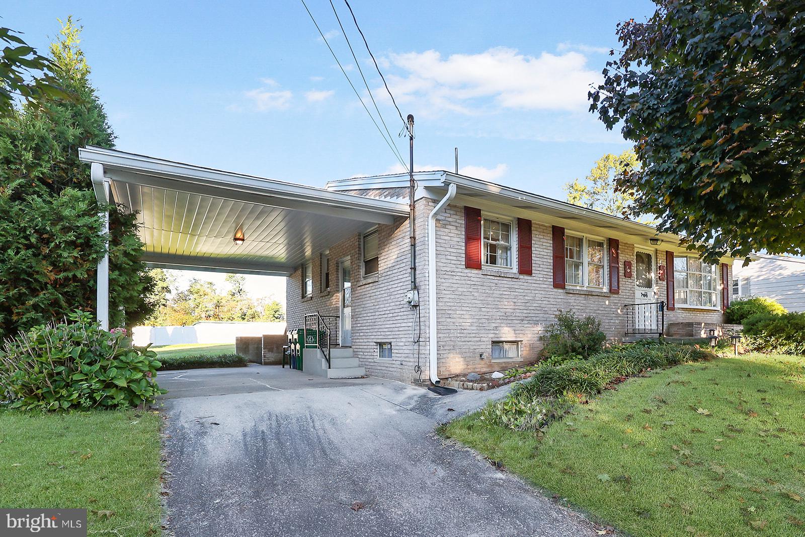 1424 KAREN DRIVE