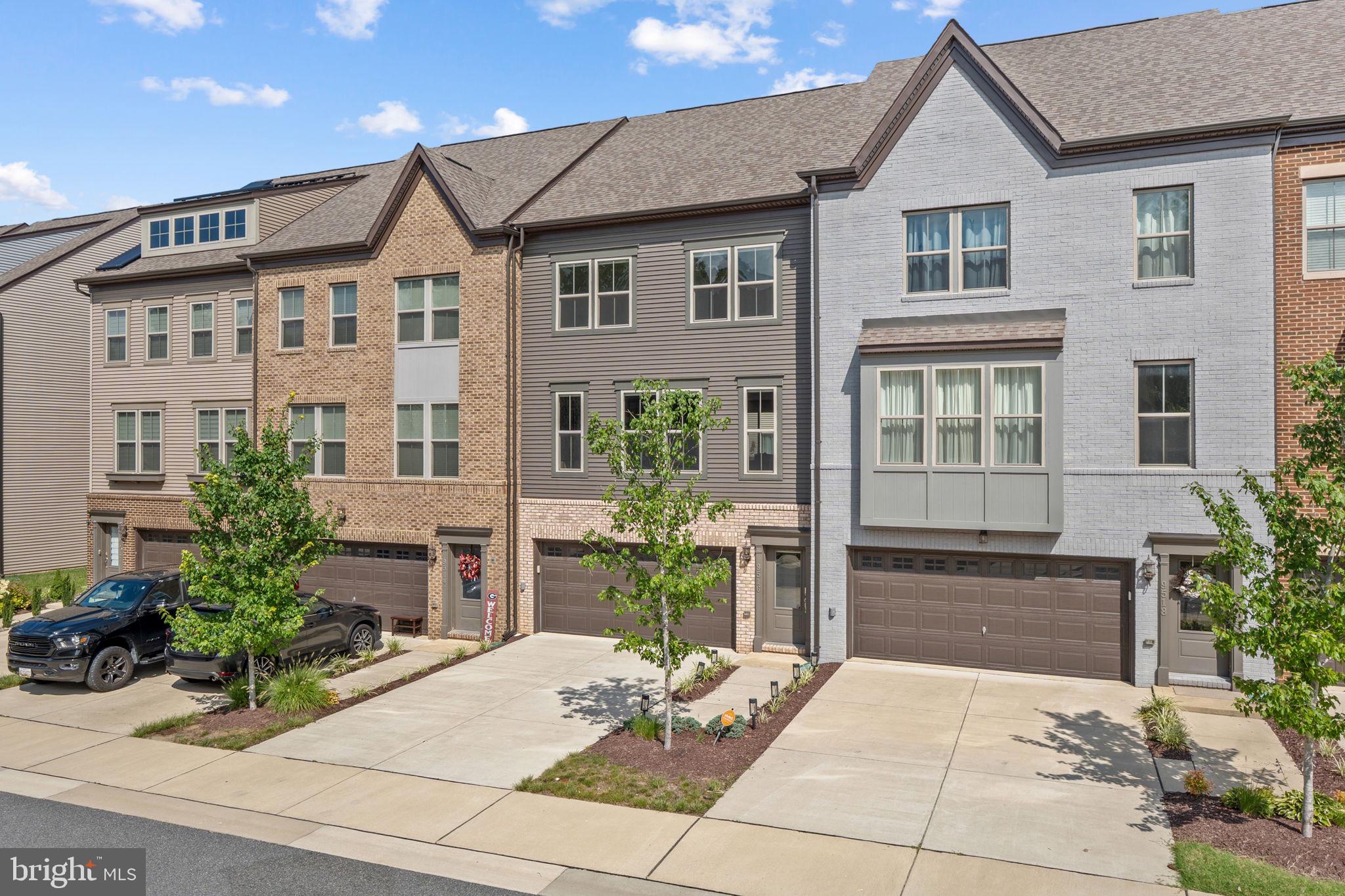 CAPITAL COURT - Residential Lease