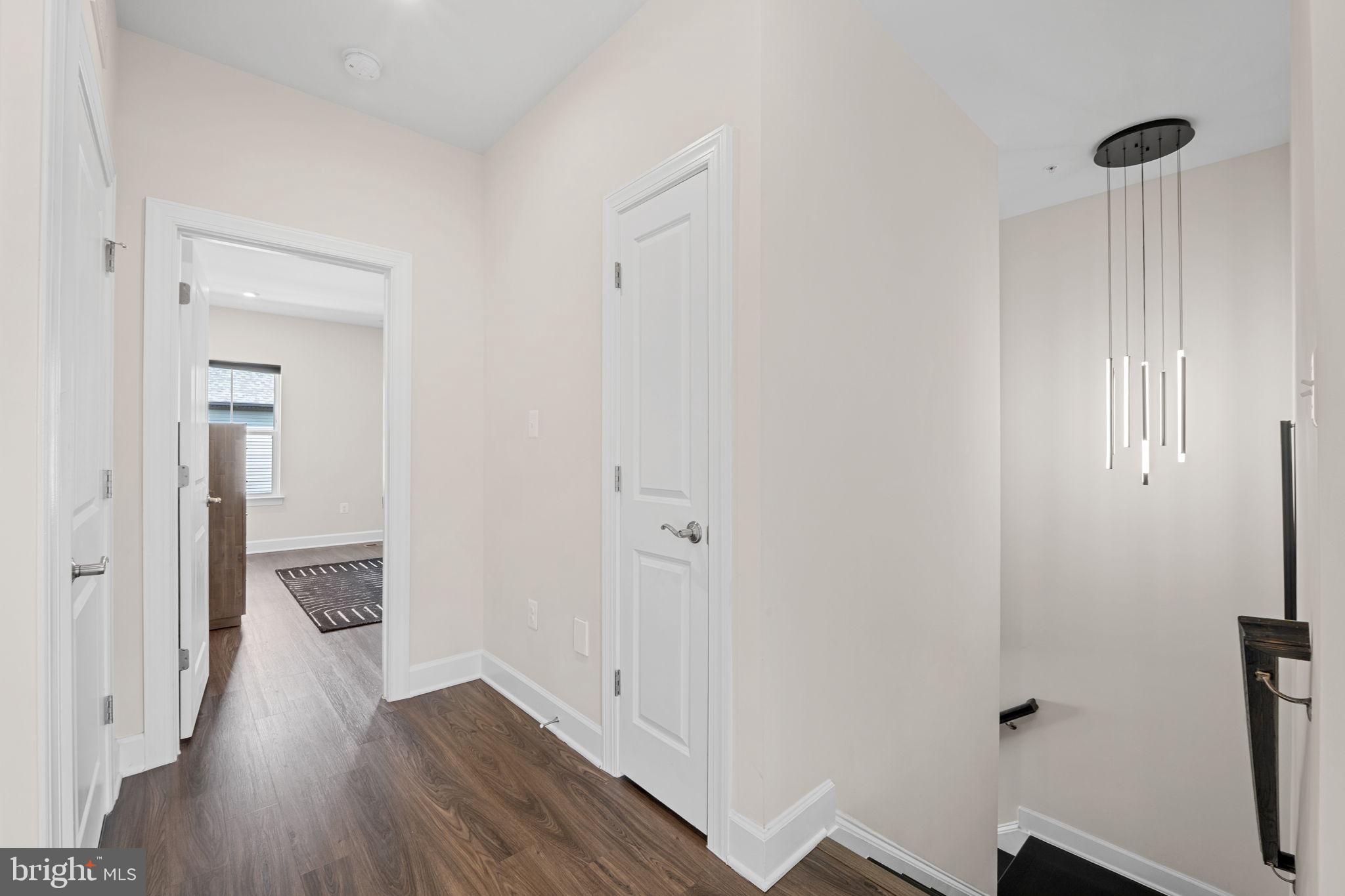 CAPITAL COURT - Residential Lease