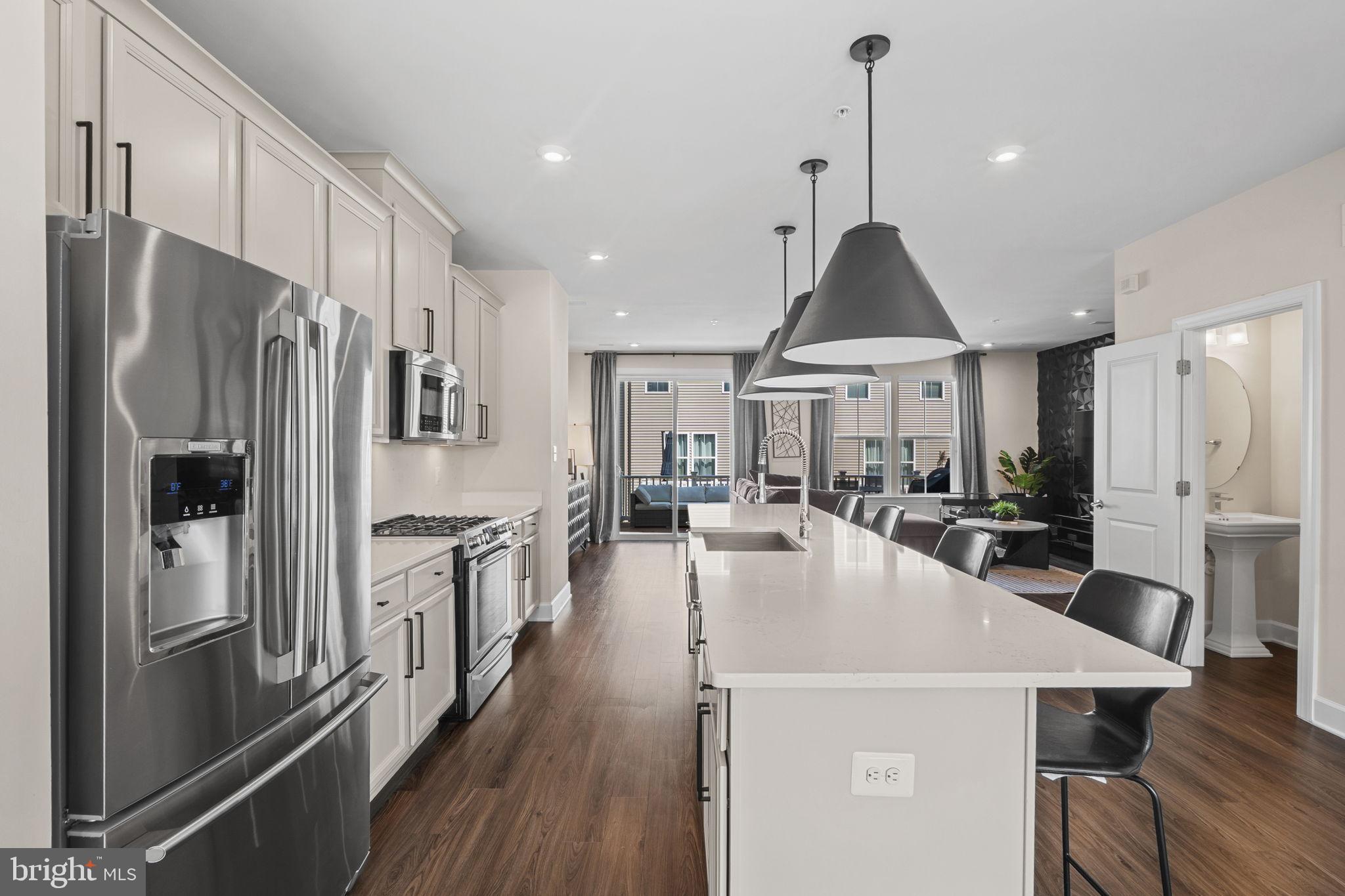 CAPITAL COURT - Residential Lease