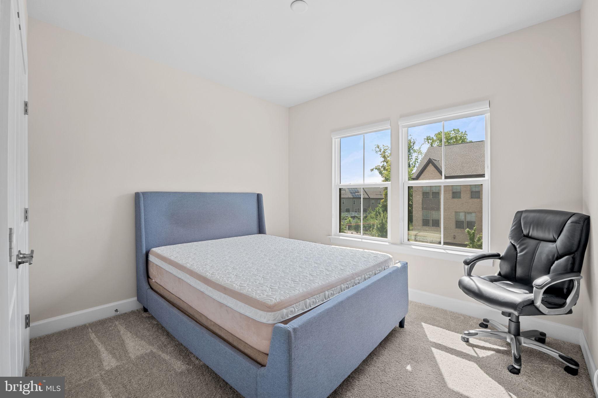 CAPITAL COURT - Residential Lease