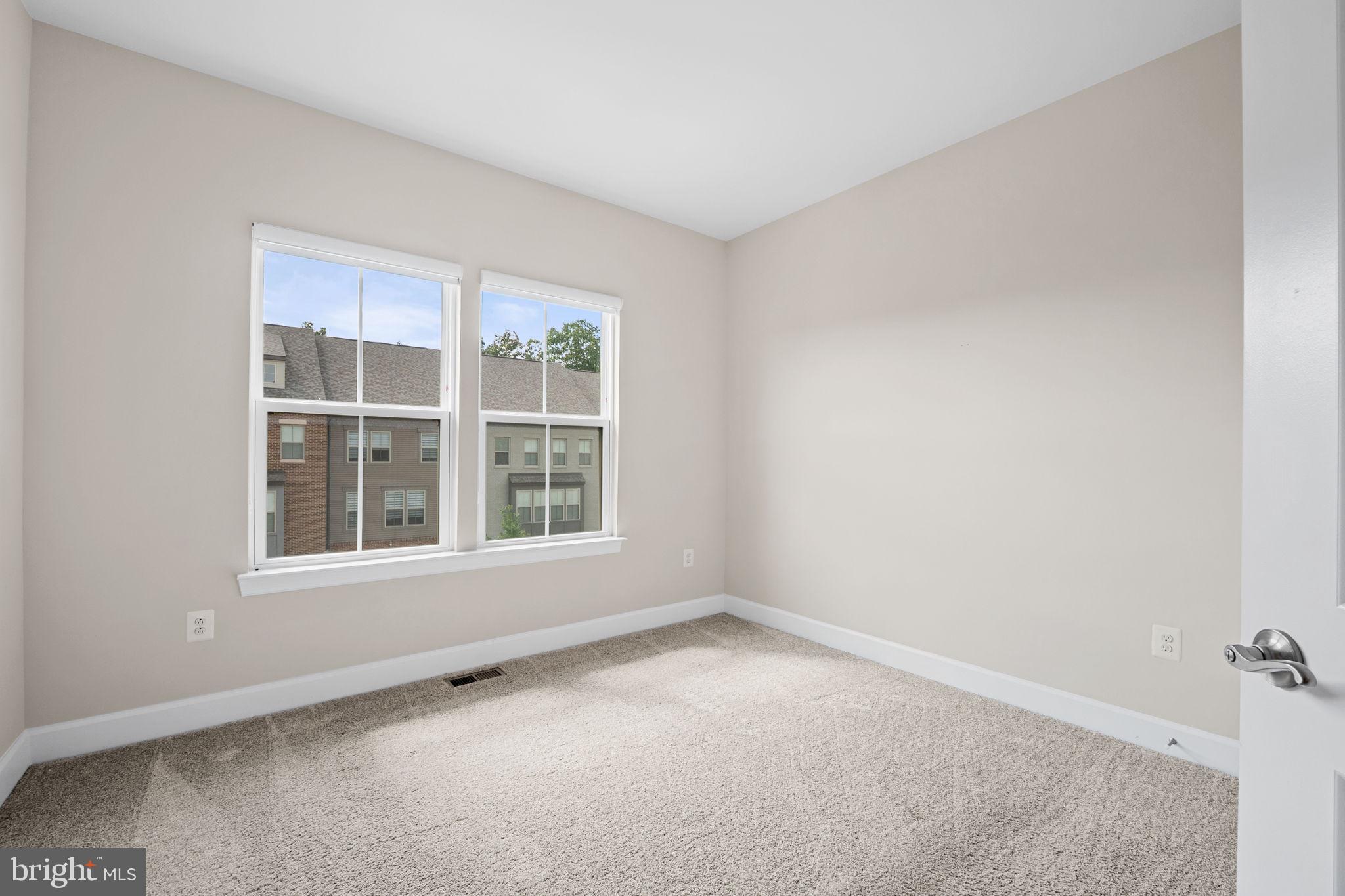 CAPITAL COURT - Residential Lease