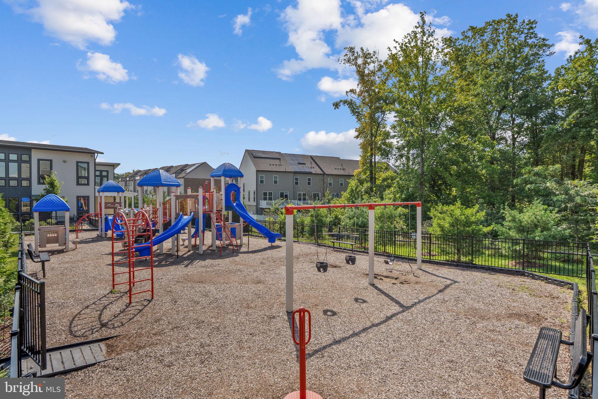 CAPITAL COURT - Residential Lease