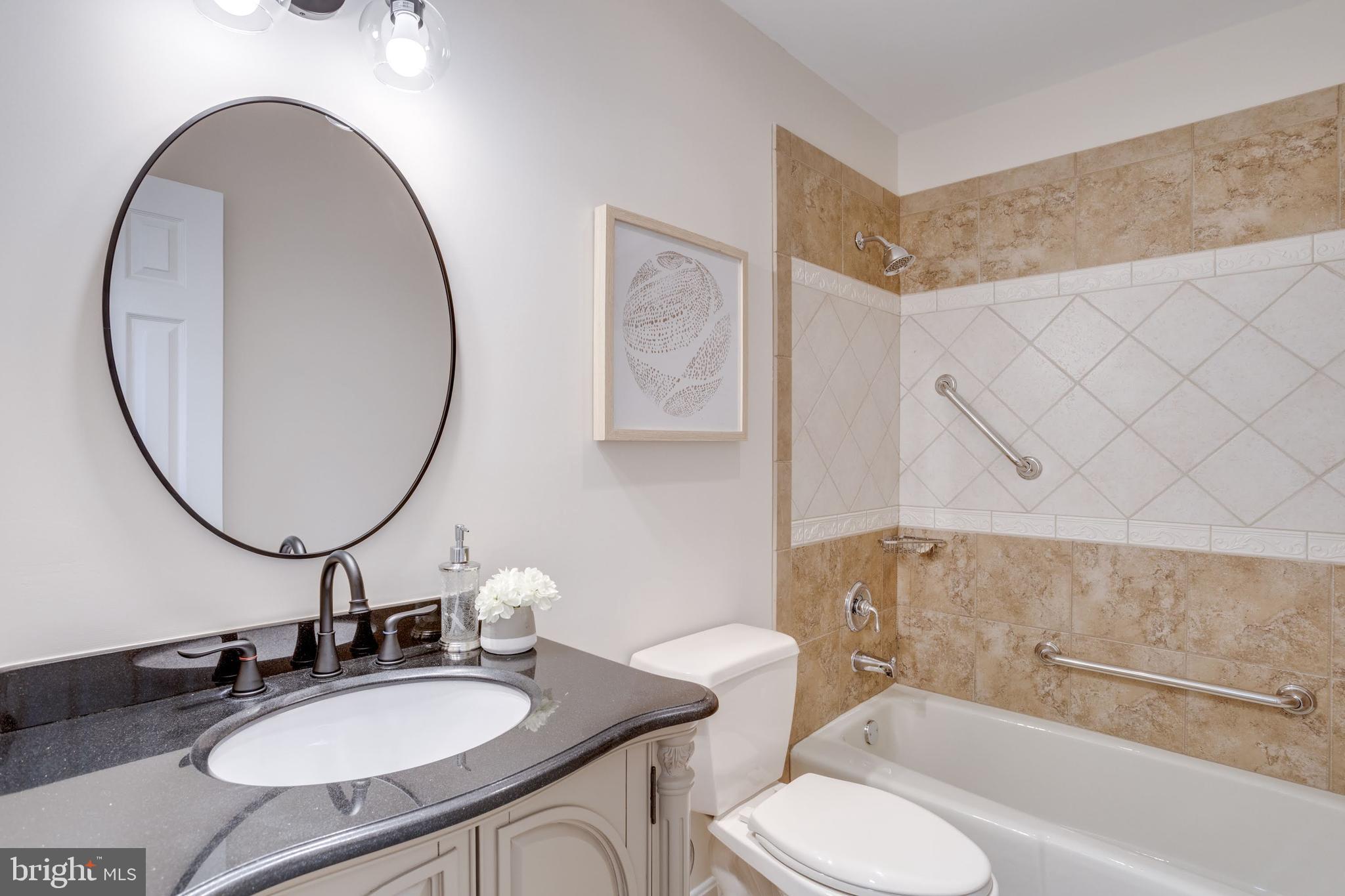 RUSTFIELD - Residential