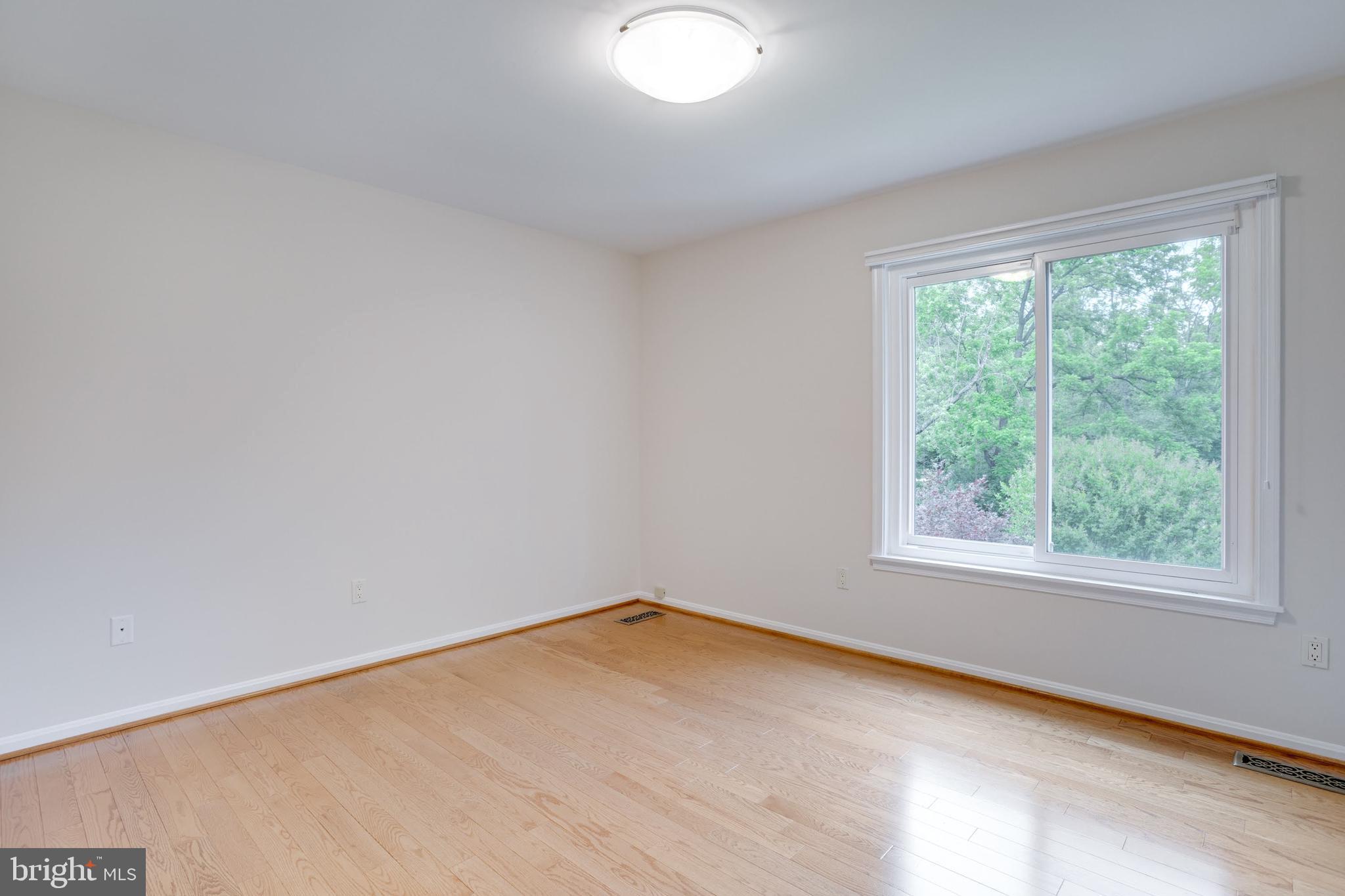 RUSTFIELD - Residential