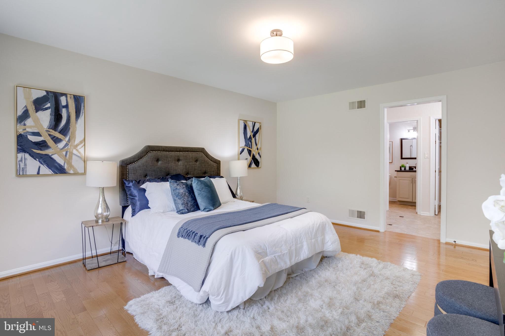 10518 MEADOW BRIDGE LANE
