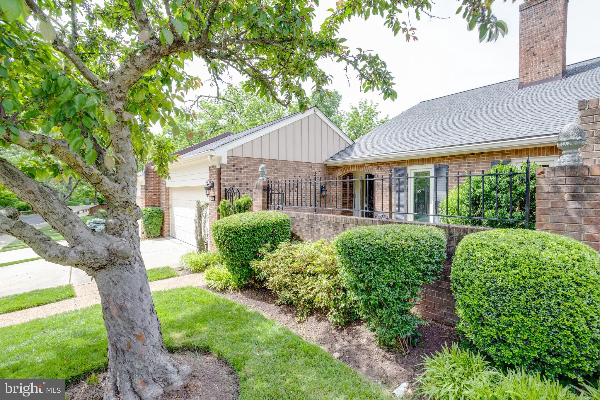 RUSTFIELD - Residential