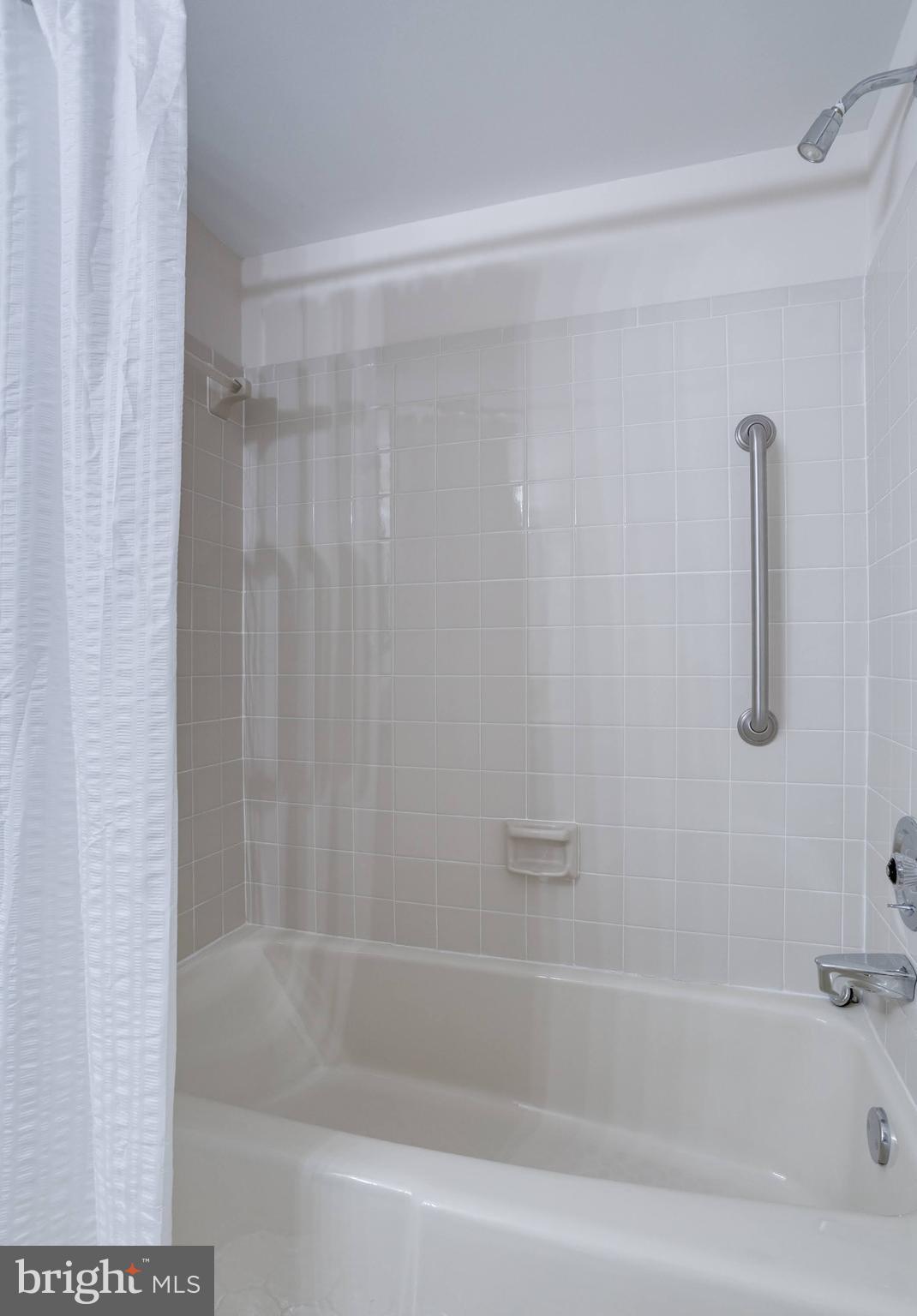 RUSTFIELD - Residential