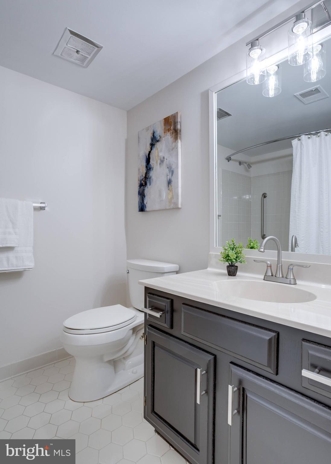 RUSTFIELD - Residential