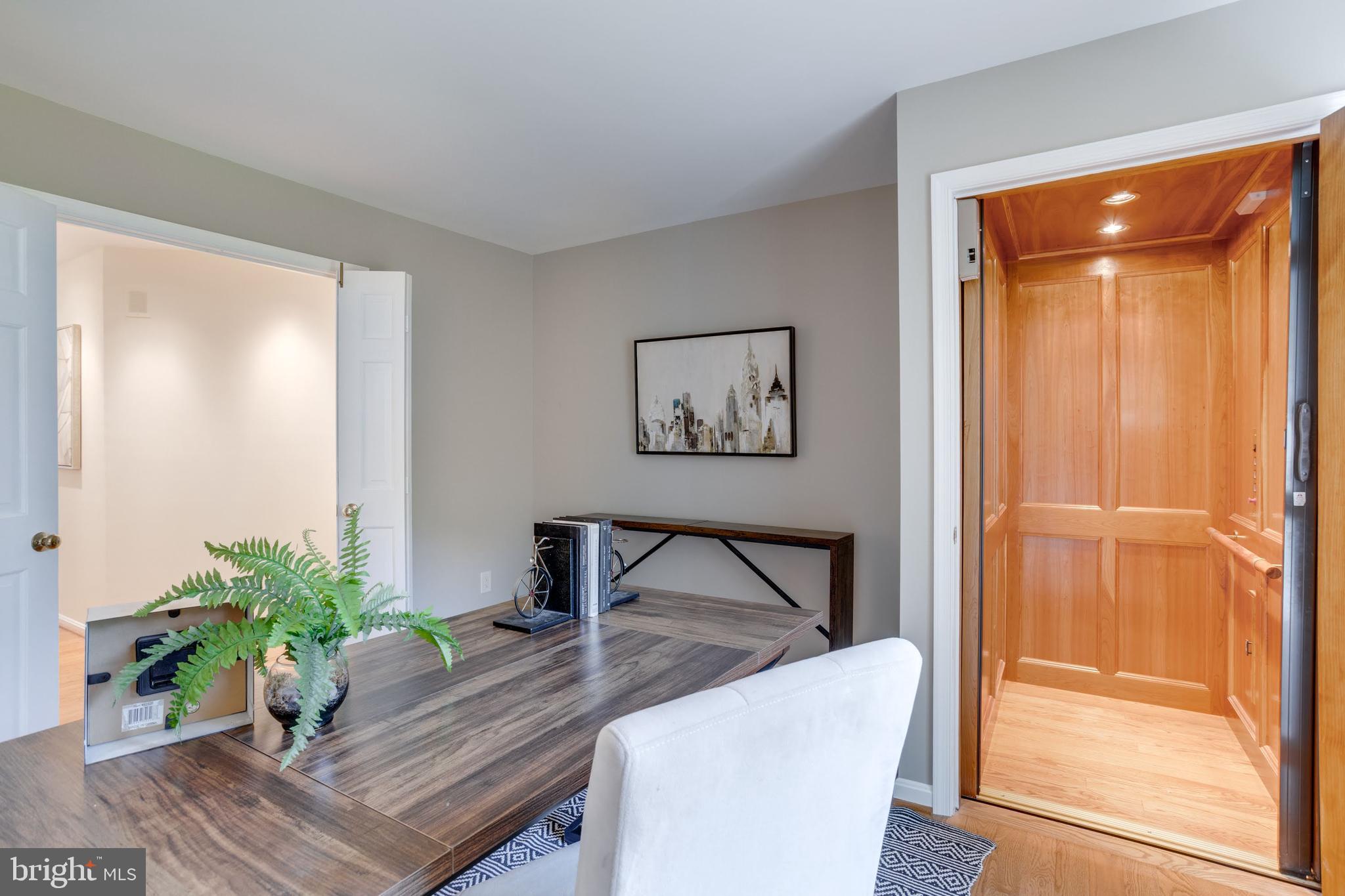 RUSTFIELD - Residential