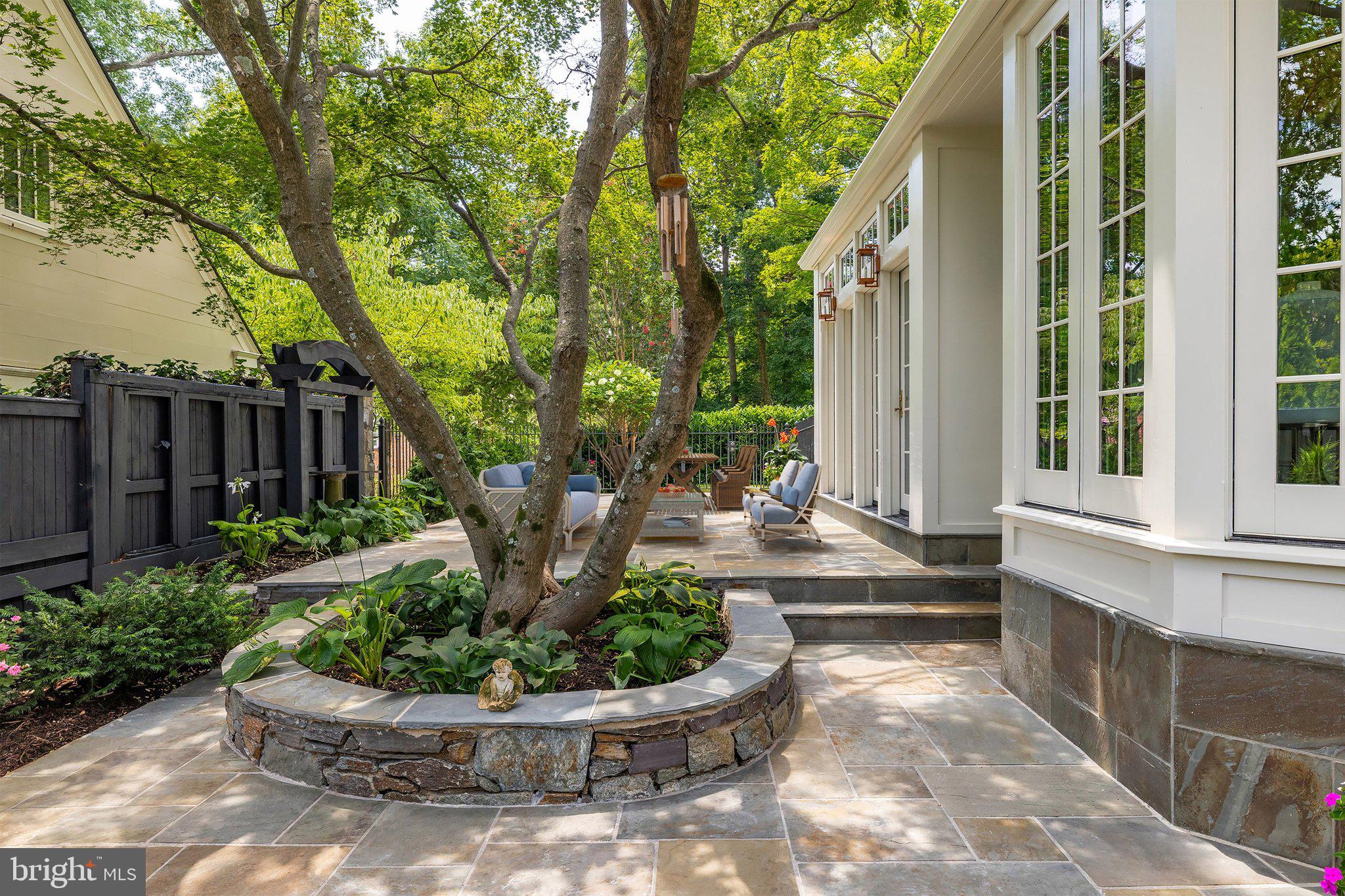 MASSACHUSETTS AVENUE HEIGHTS - Residential