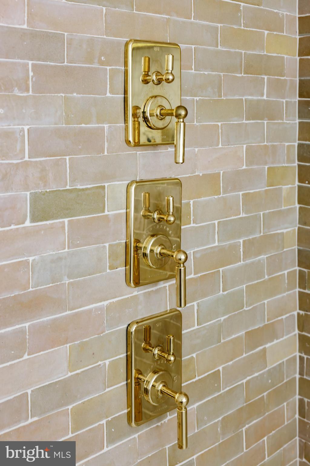 MASSACHUSETTS AVENUE HEIGHTS - Residential