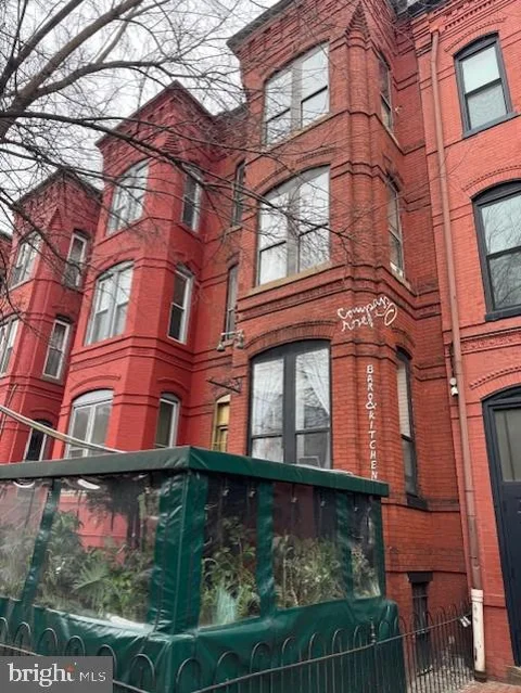 MLS: DCDC2185938