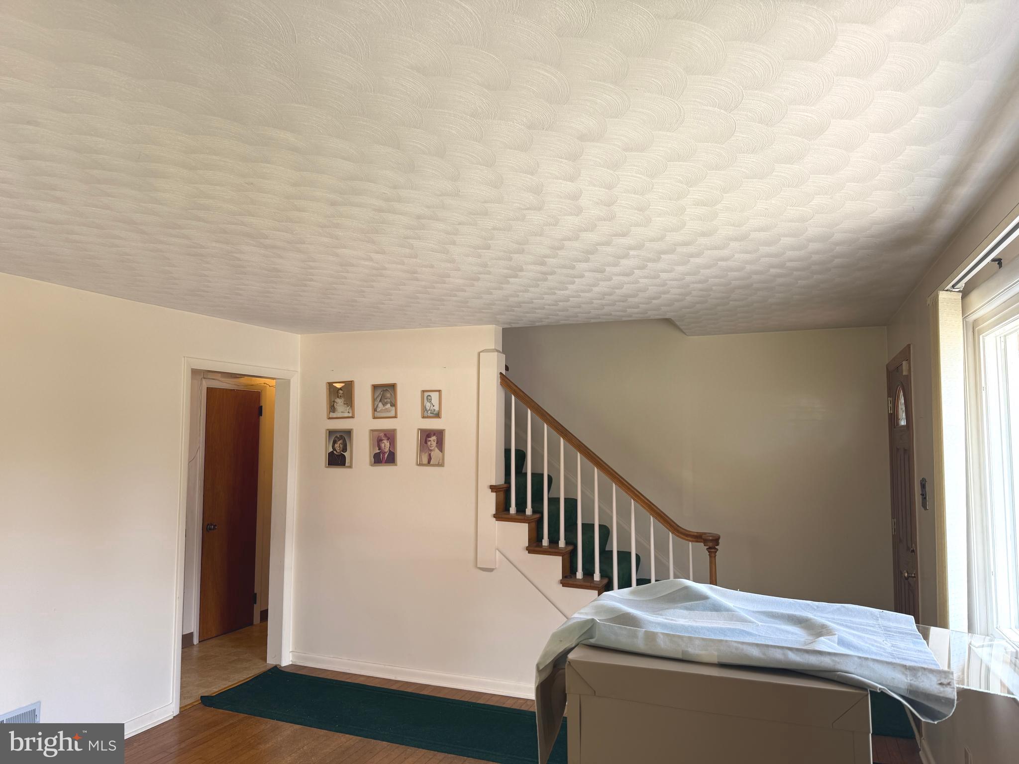 WINDSOR TWP - Residential