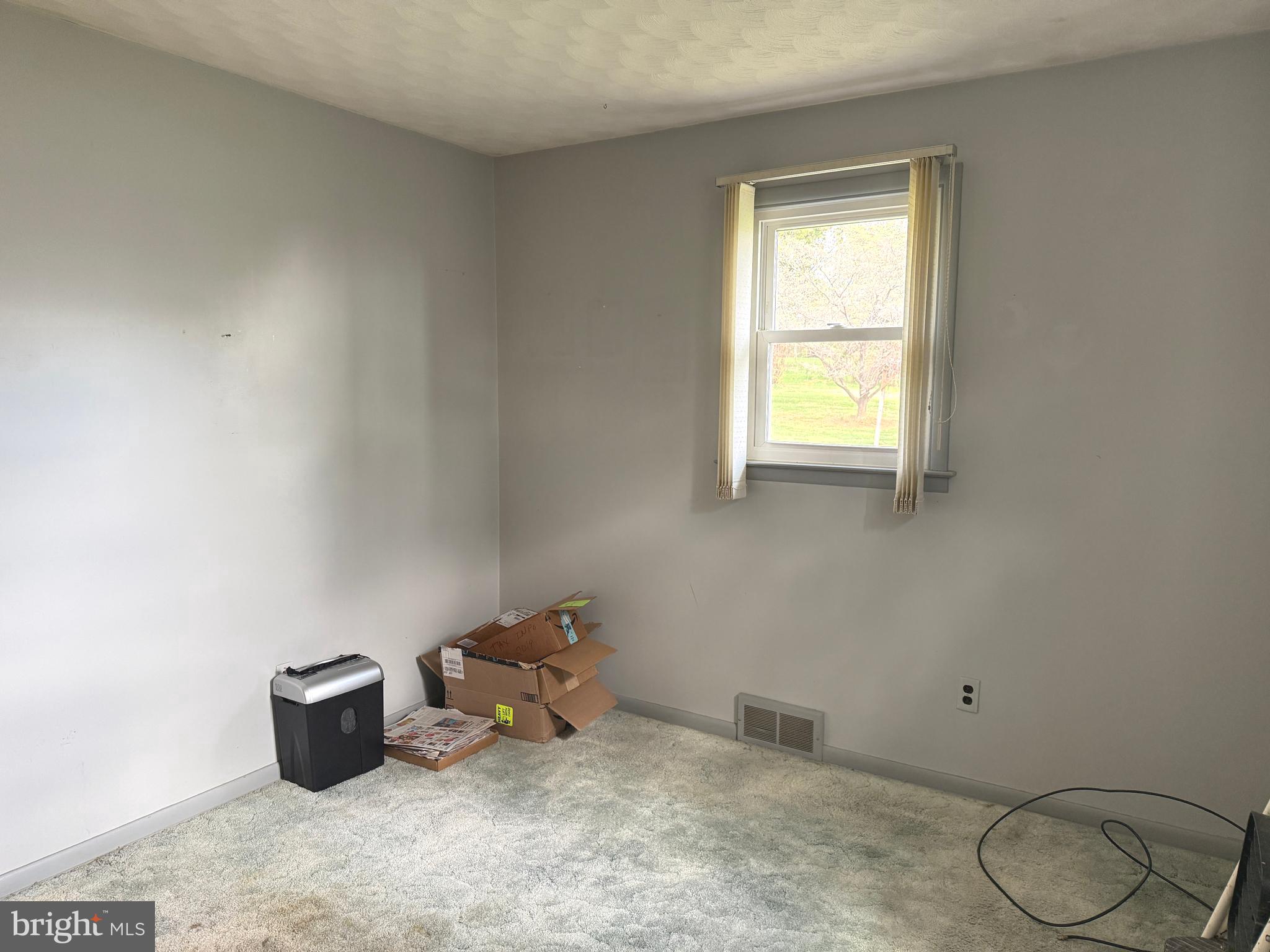 WINDSOR TWP - Residential