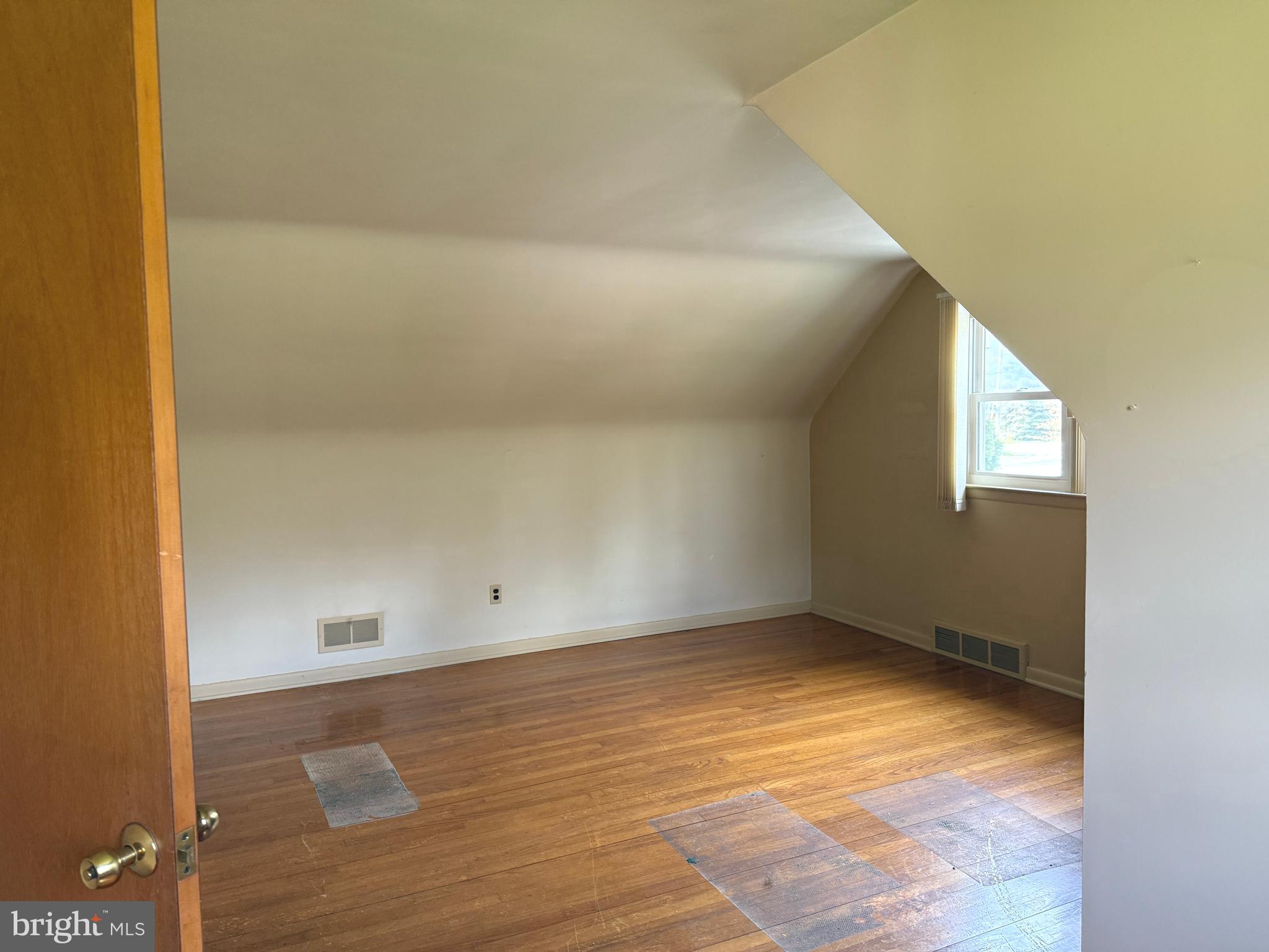 WINDSOR TWP - Residential