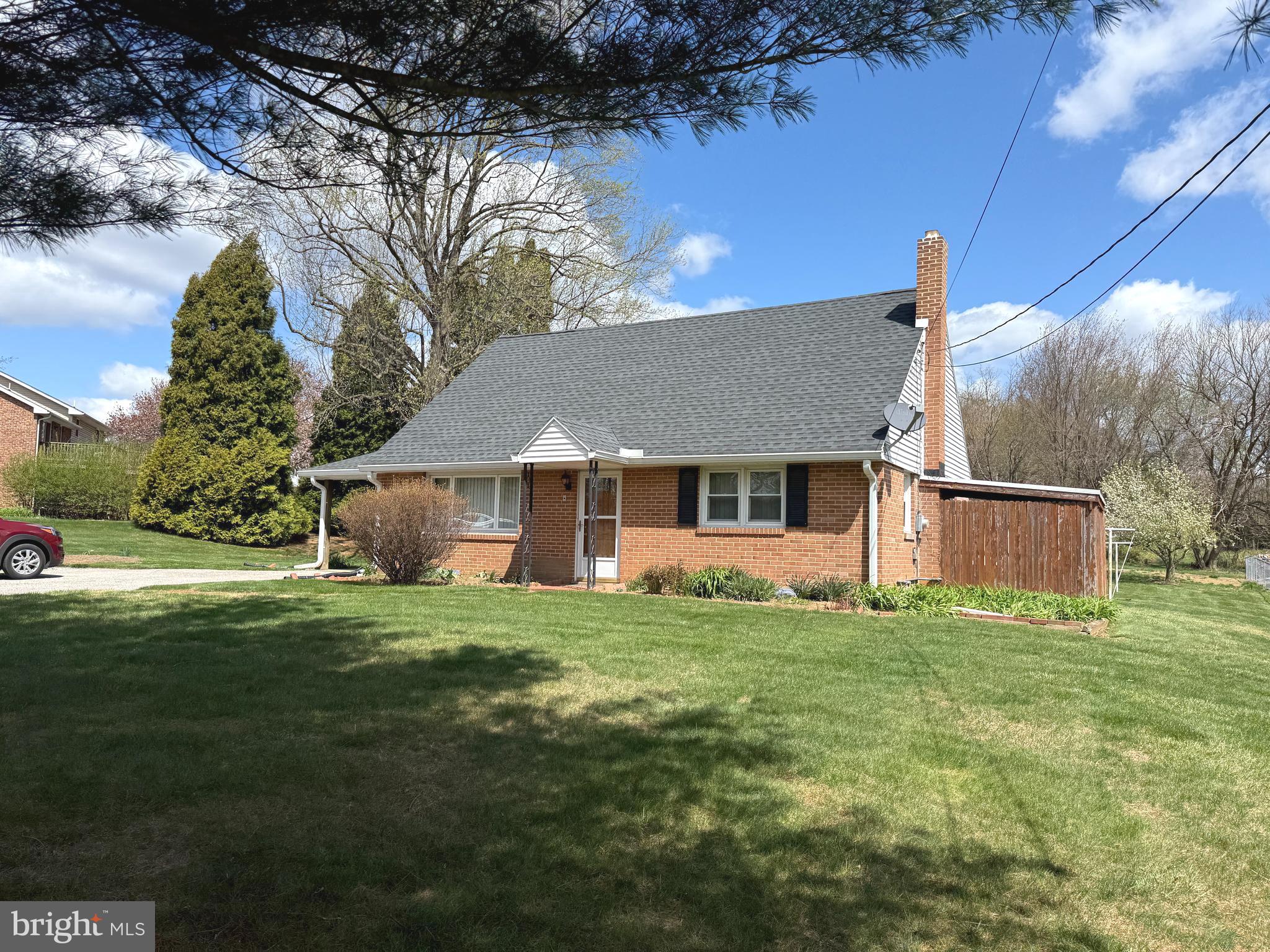 WINDSOR TWP - Residential