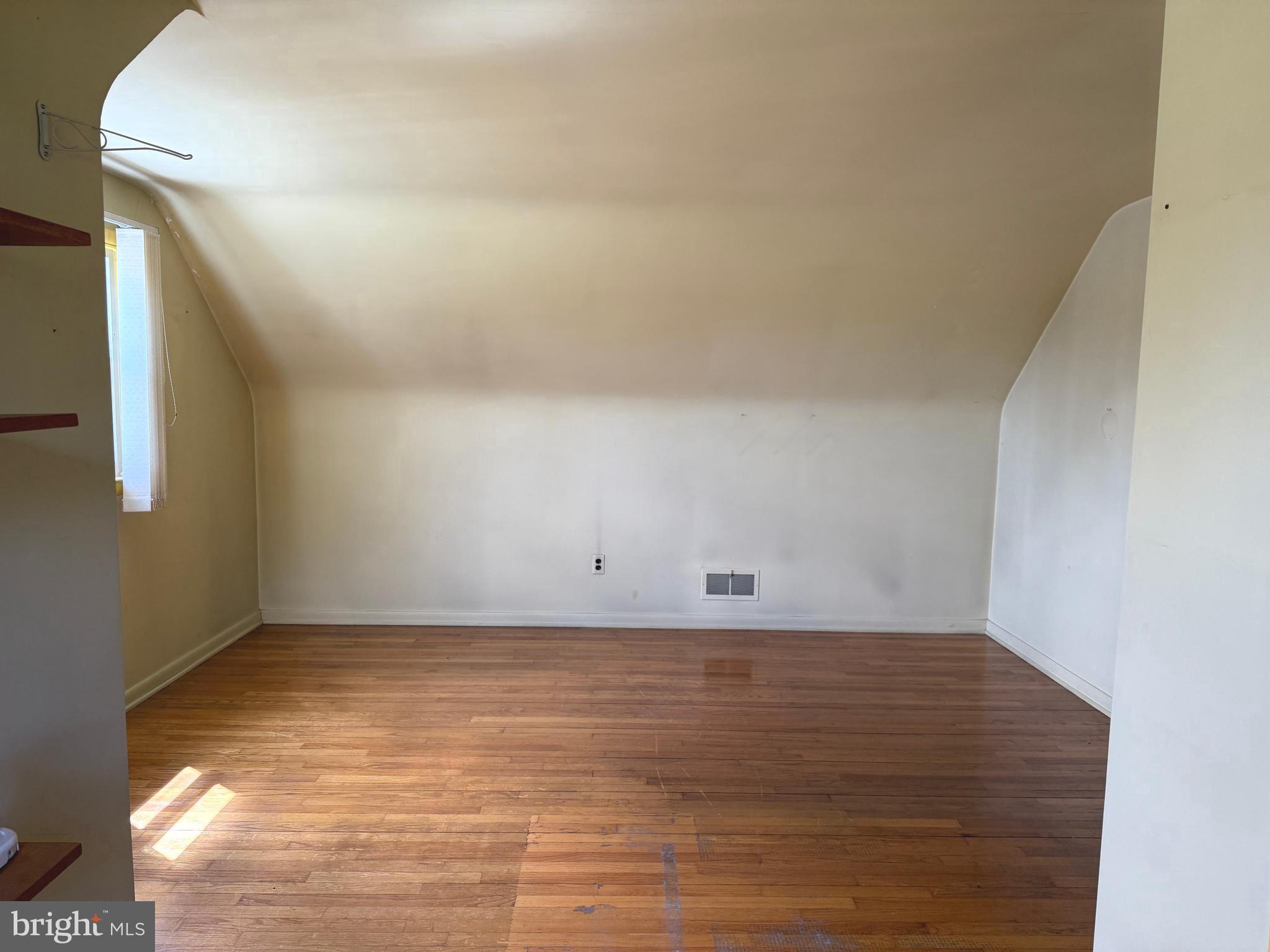 WINDSOR TWP - Residential