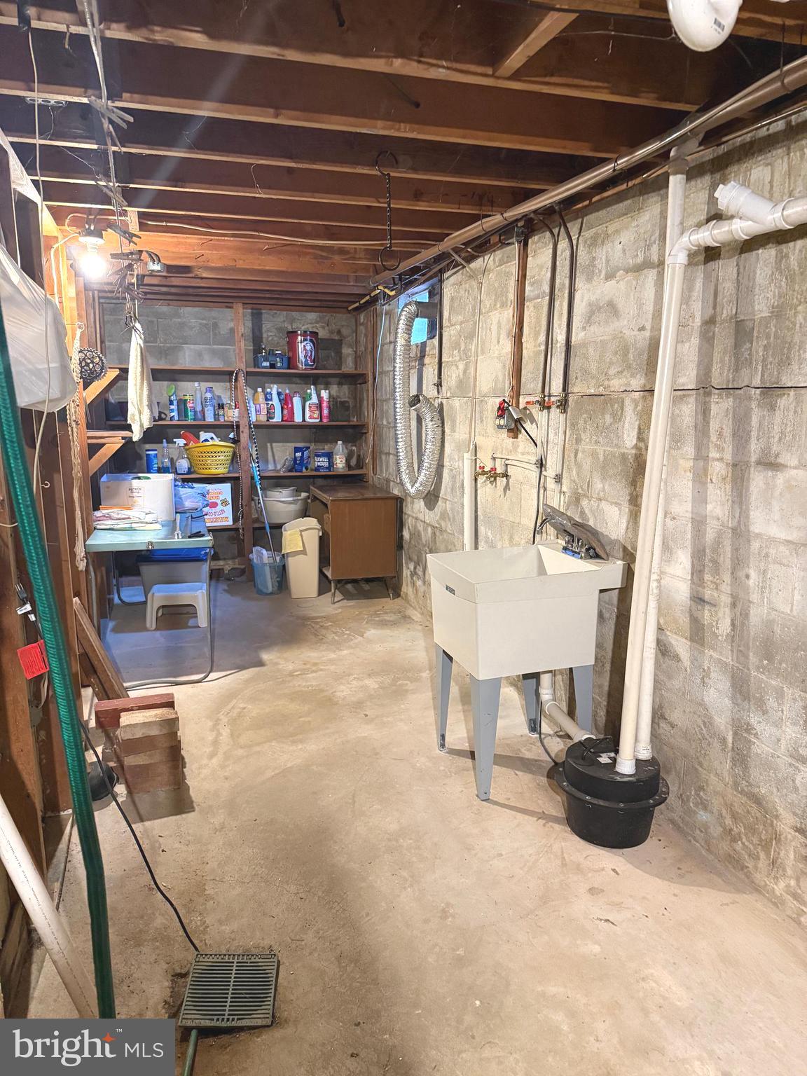 WINDSOR TWP - Residential