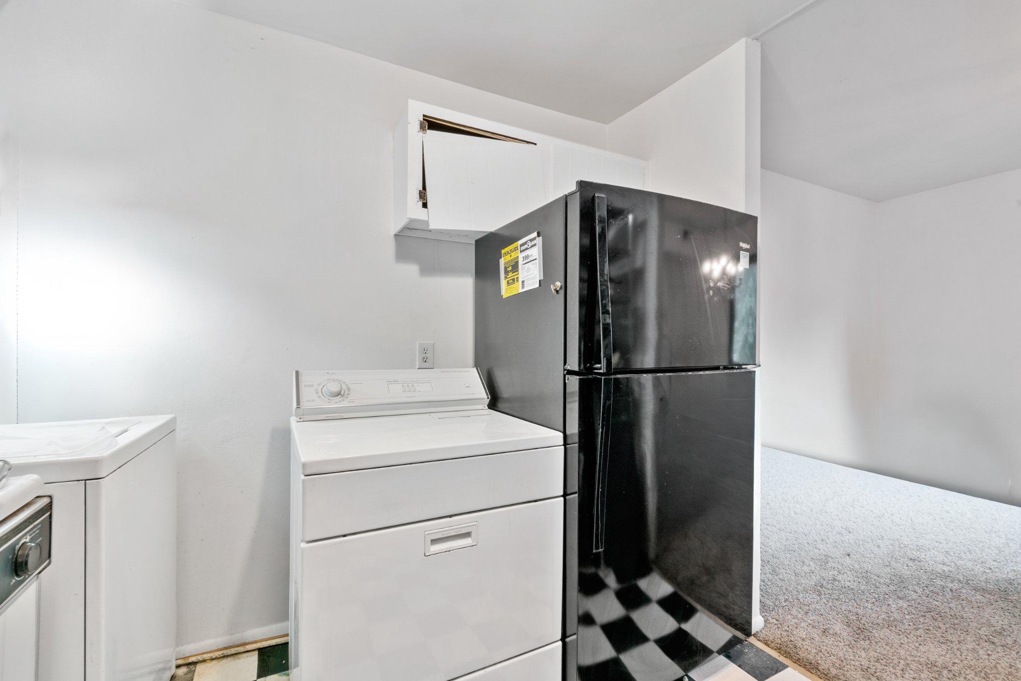 CHELSEA WOODS CONDO - Residential