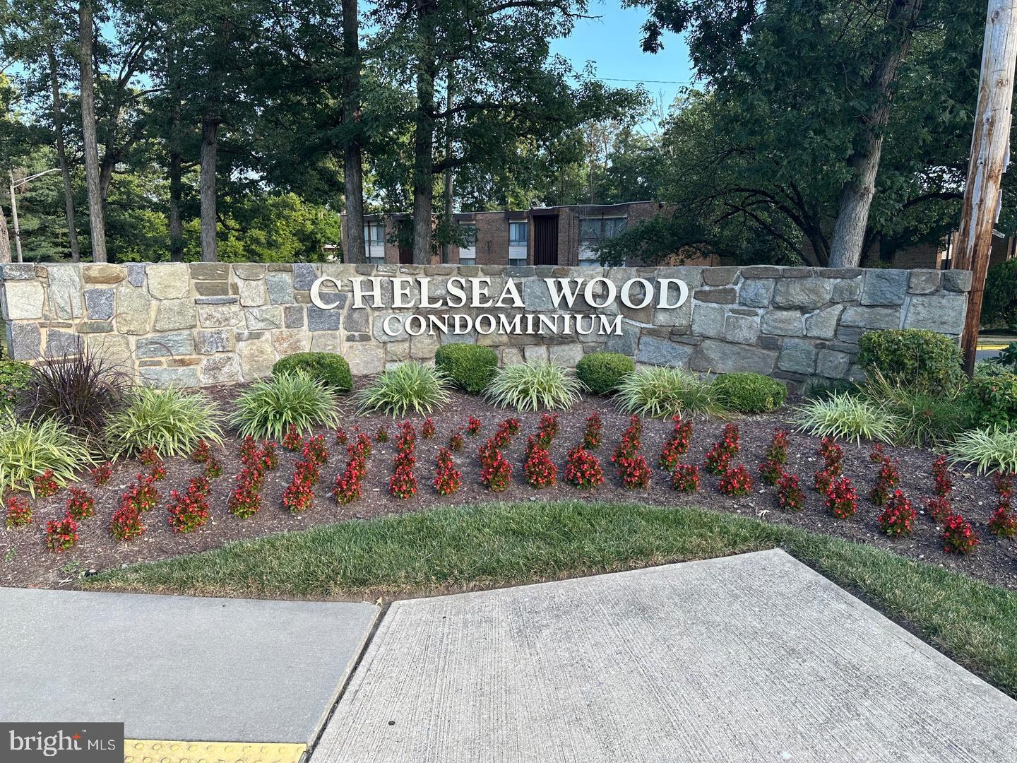 CHELSEA WOODS CONDO - Residential