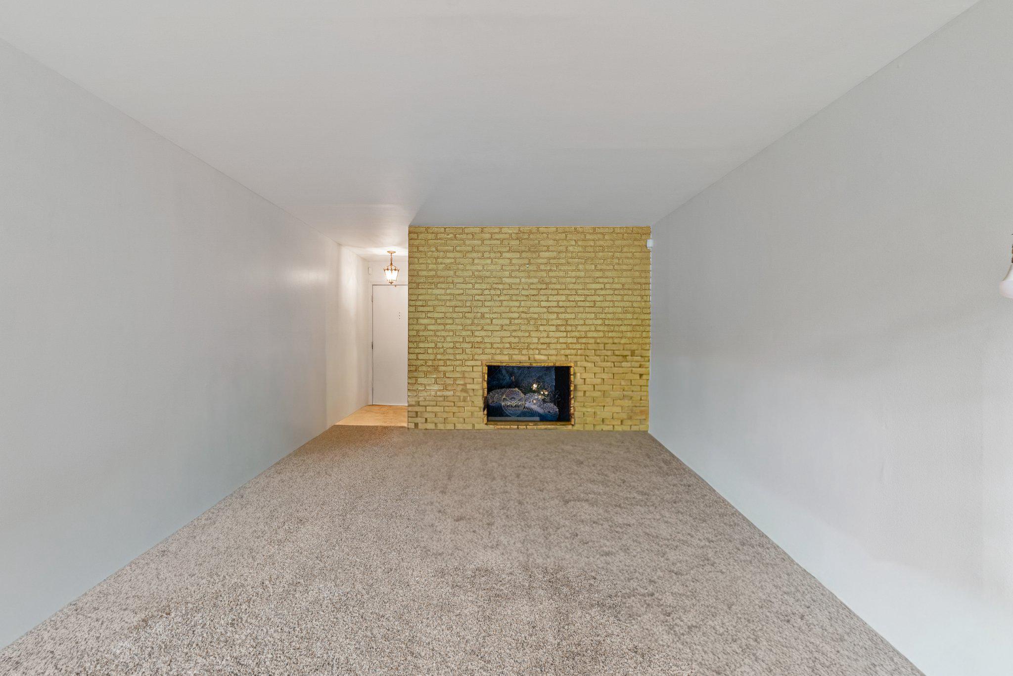 CHELSEA WOODS CONDO - Residential