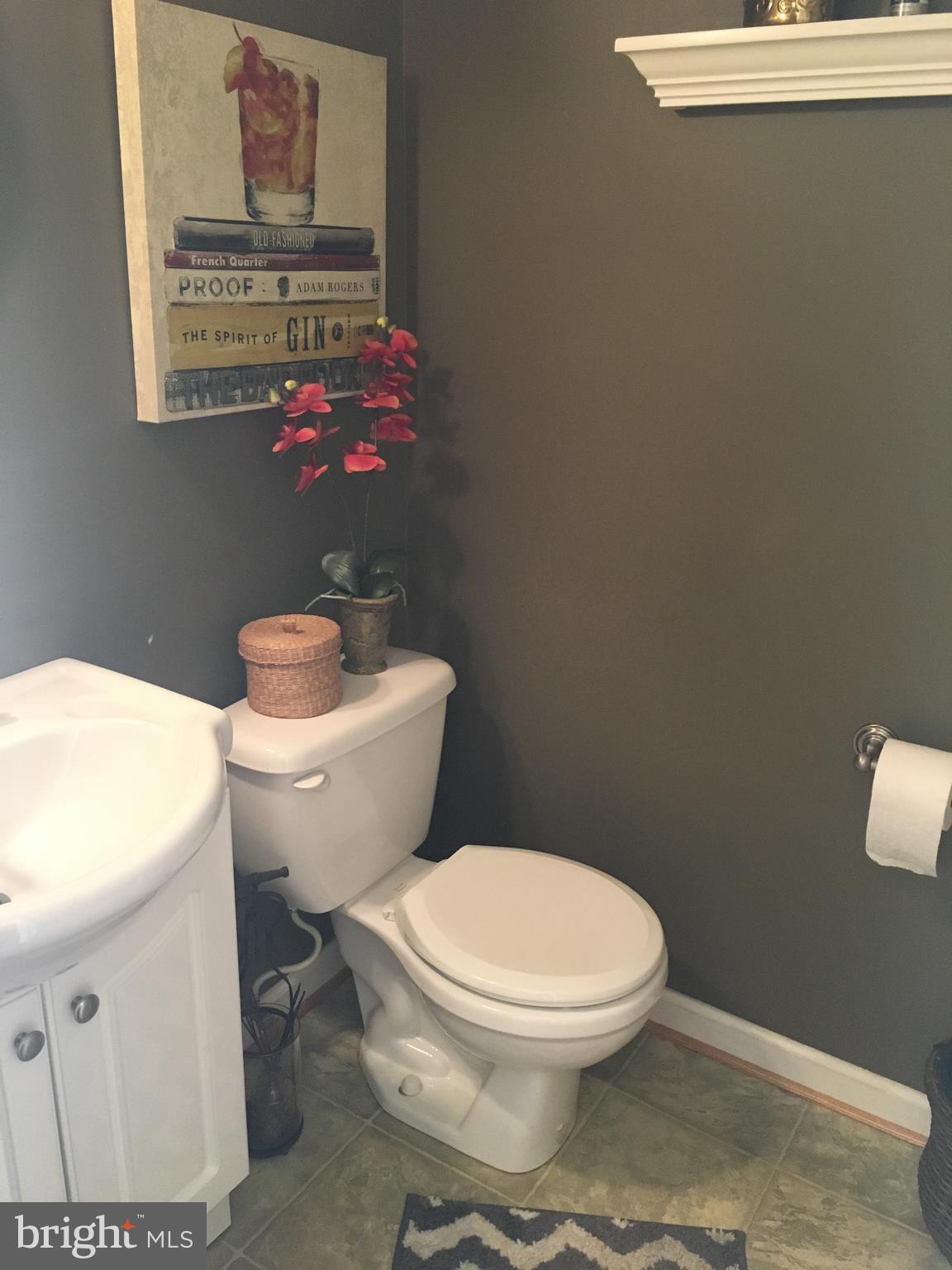 WHISPERING WOODS - Residential Lease