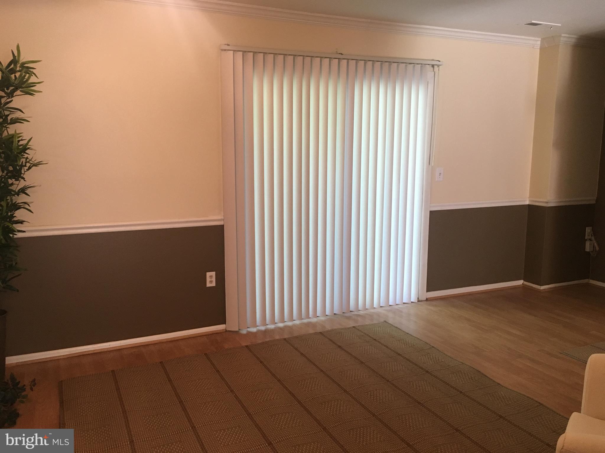 WHISPERING WOODS - Residential Lease