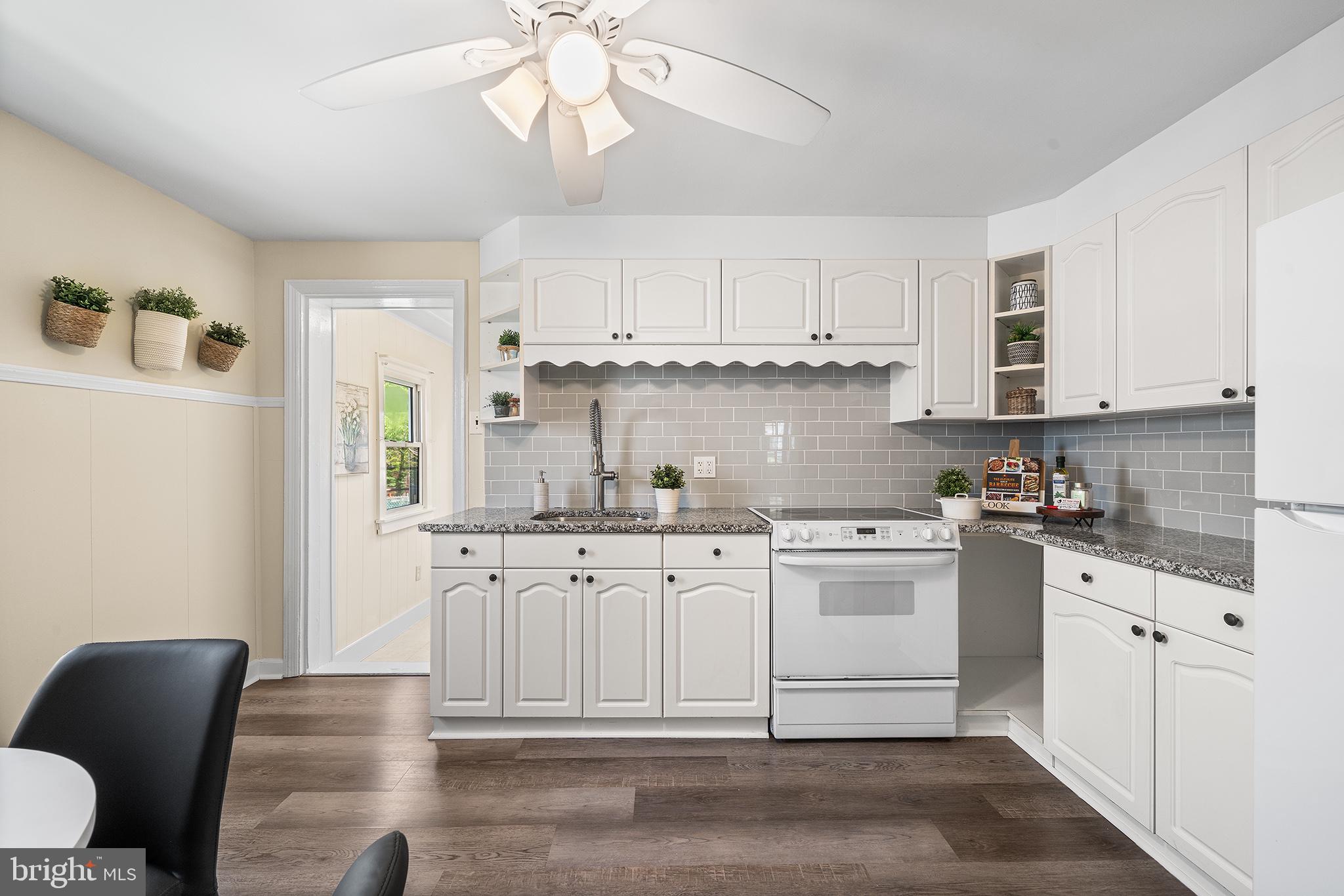 VALLEY FORGE ACRES - Residential