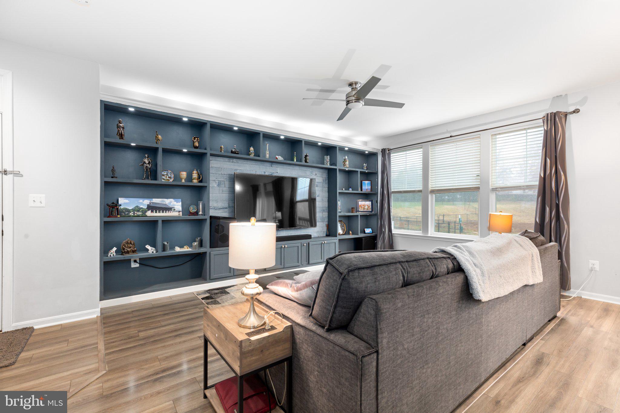 WELLSPRING HILLS - Residential