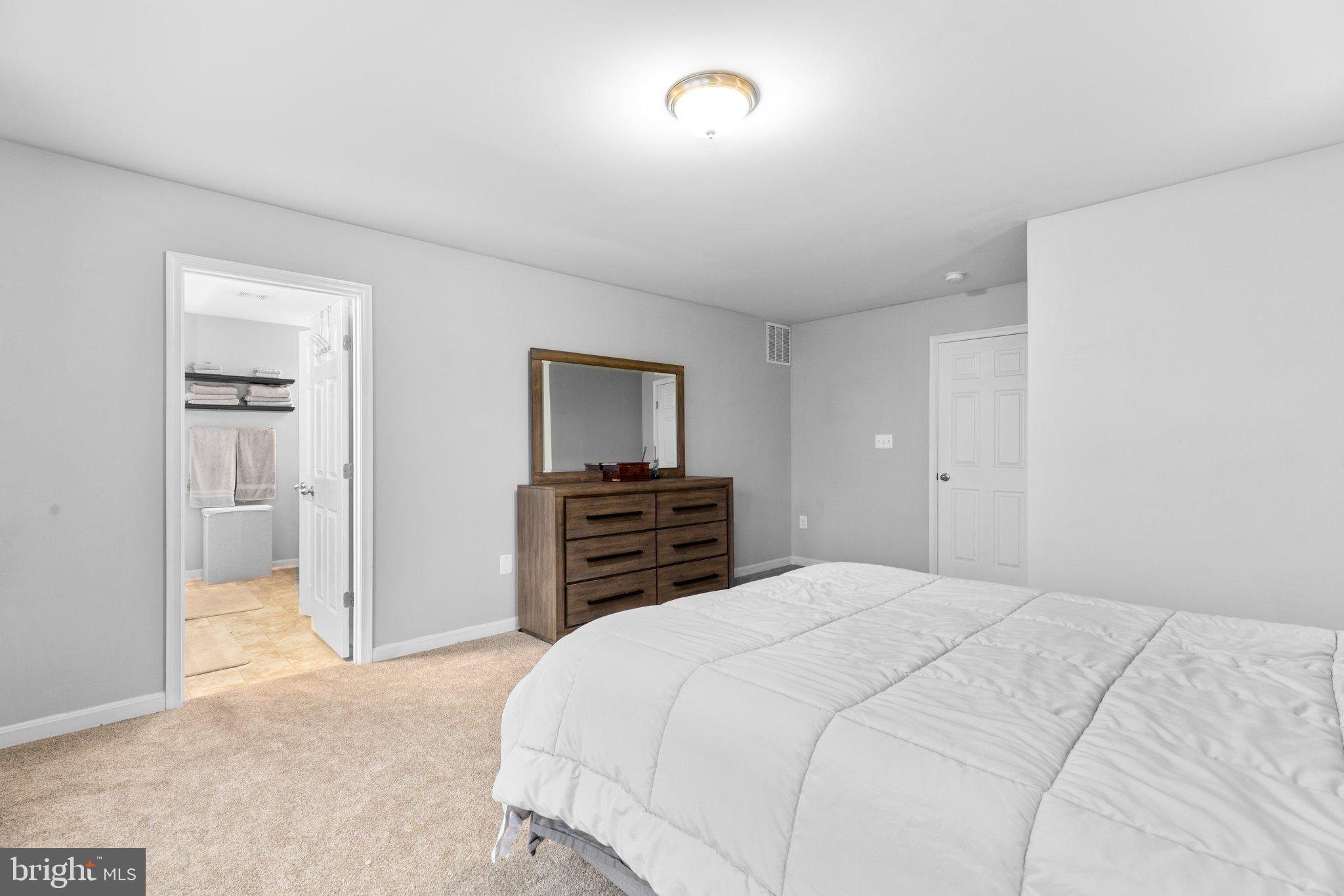 WELLSPRING HILLS - Residential