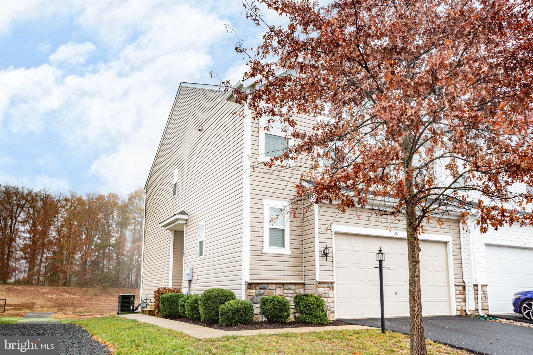 WELLSPRING HILLS - Residential