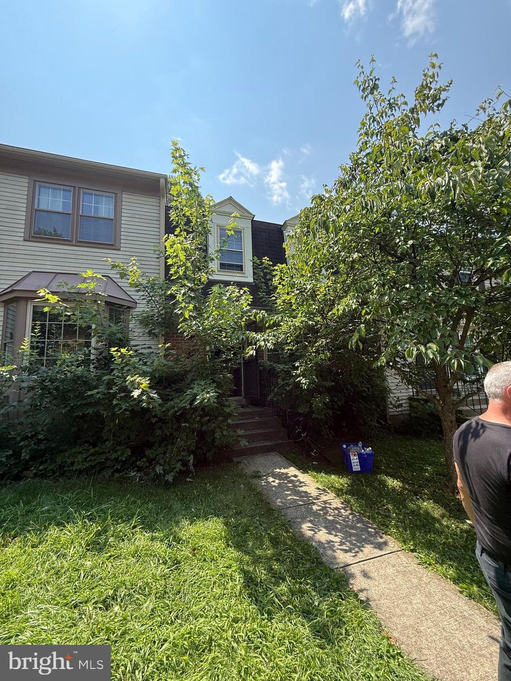 Photo of 23 Brahms Court, SILVER SPRING, MD 20904 (MLS # MDMC2251412)