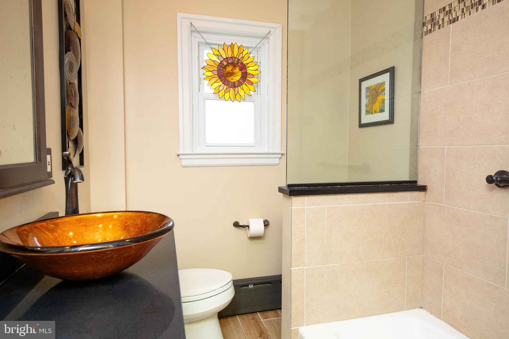 ROXBOROUGH - Residential