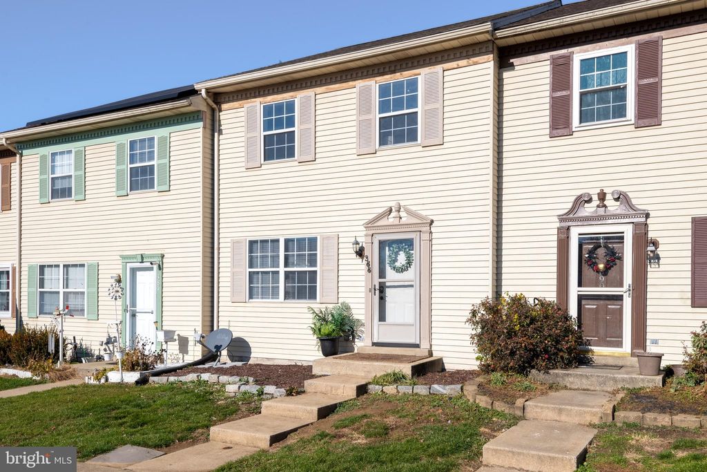 Photo of 388 Dohner Drive, Lancaster, PA 17602 (MLS # PALA2044164)