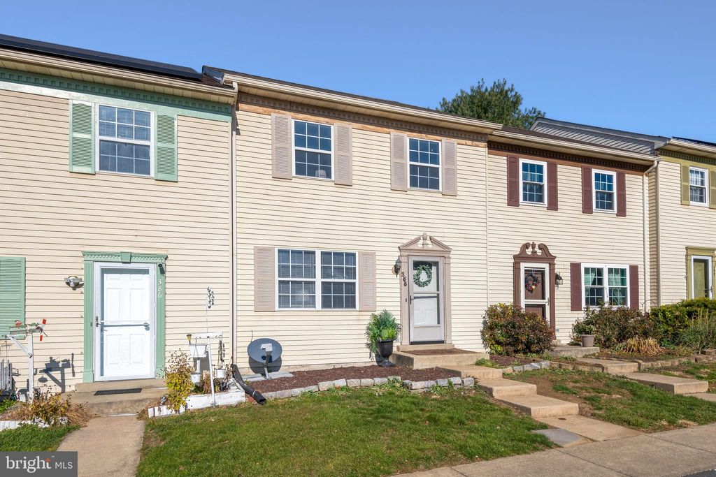 Photo of 388 Dohner Drive, Lancaster, PA 17602 (MLS # PALA2044164)