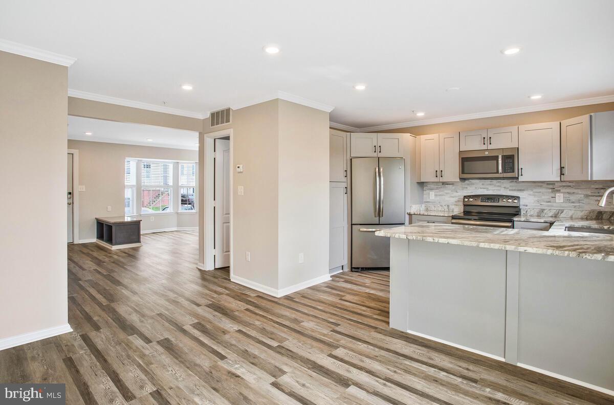 RICHFIELD STATION VILLAGE - Residential