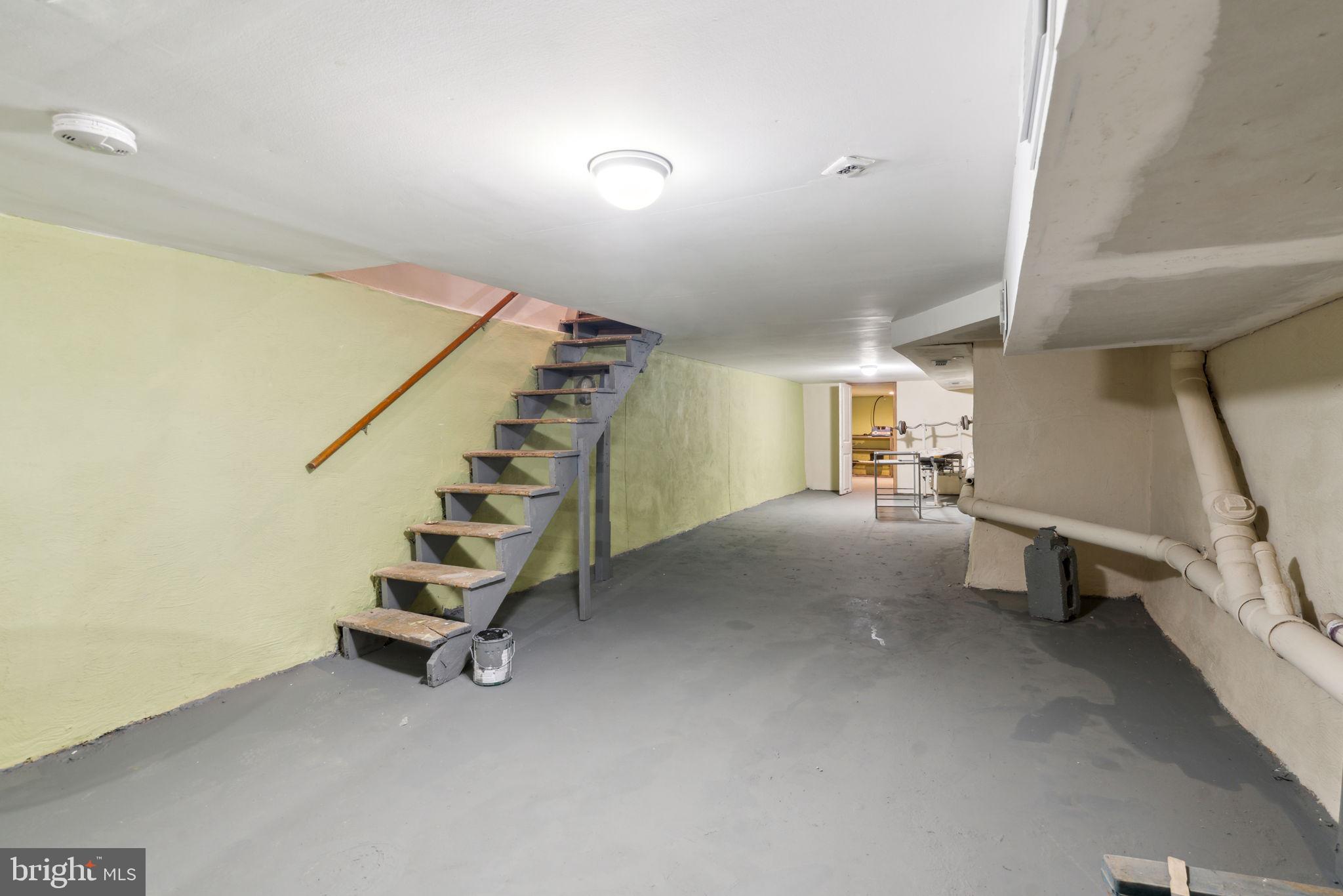 WEST KENSINGTON - Residential