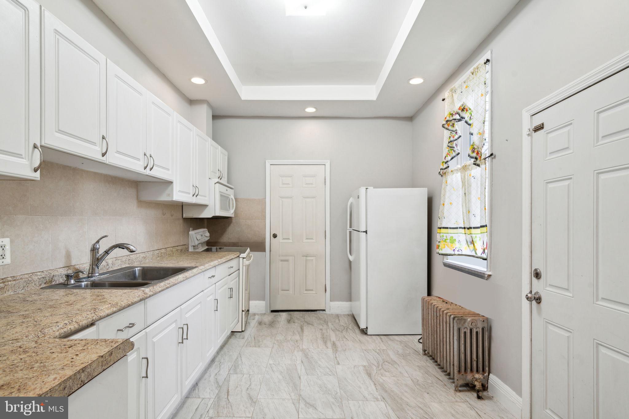 WEST KENSINGTON - Residential