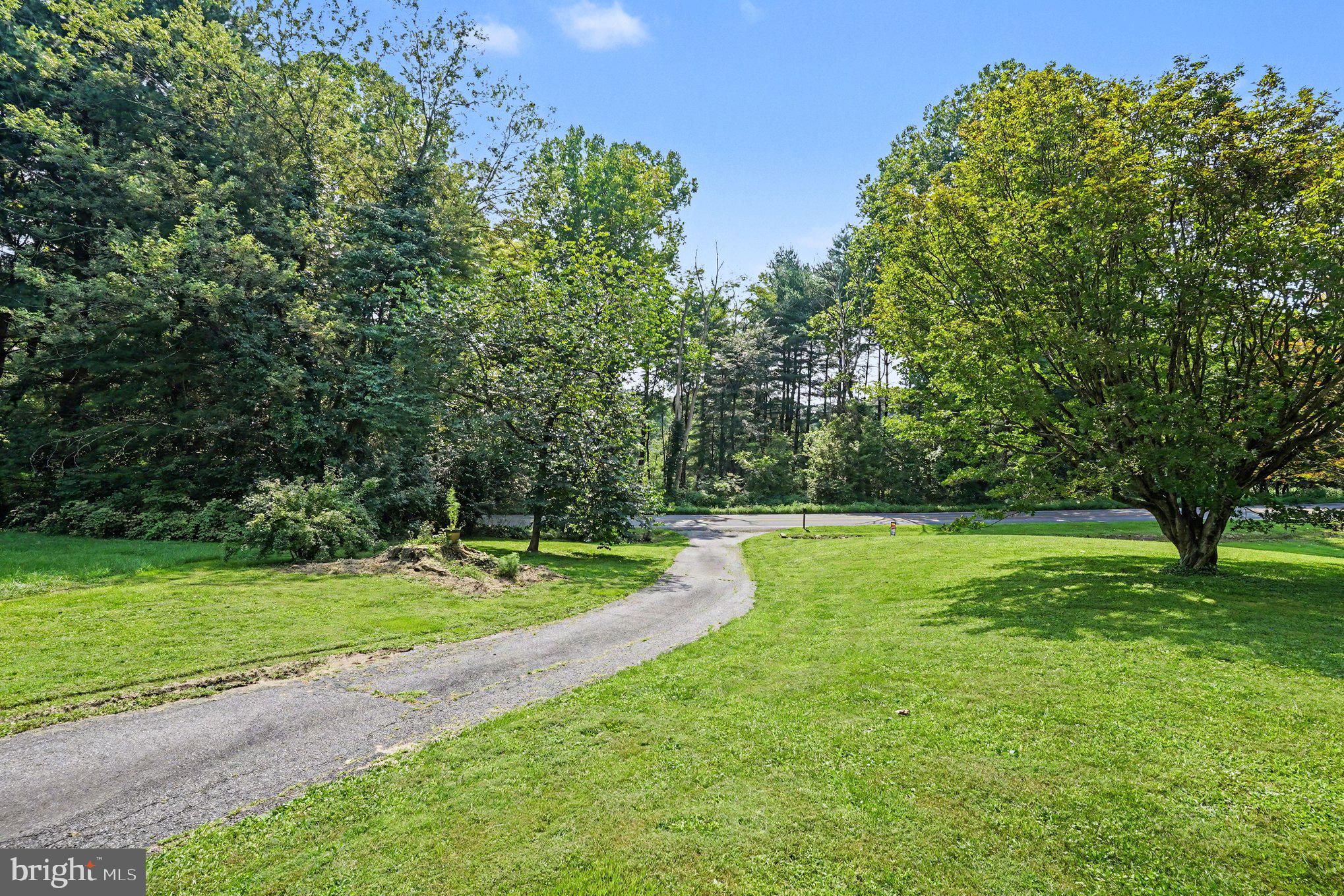 528 LOVE RUN ROAD